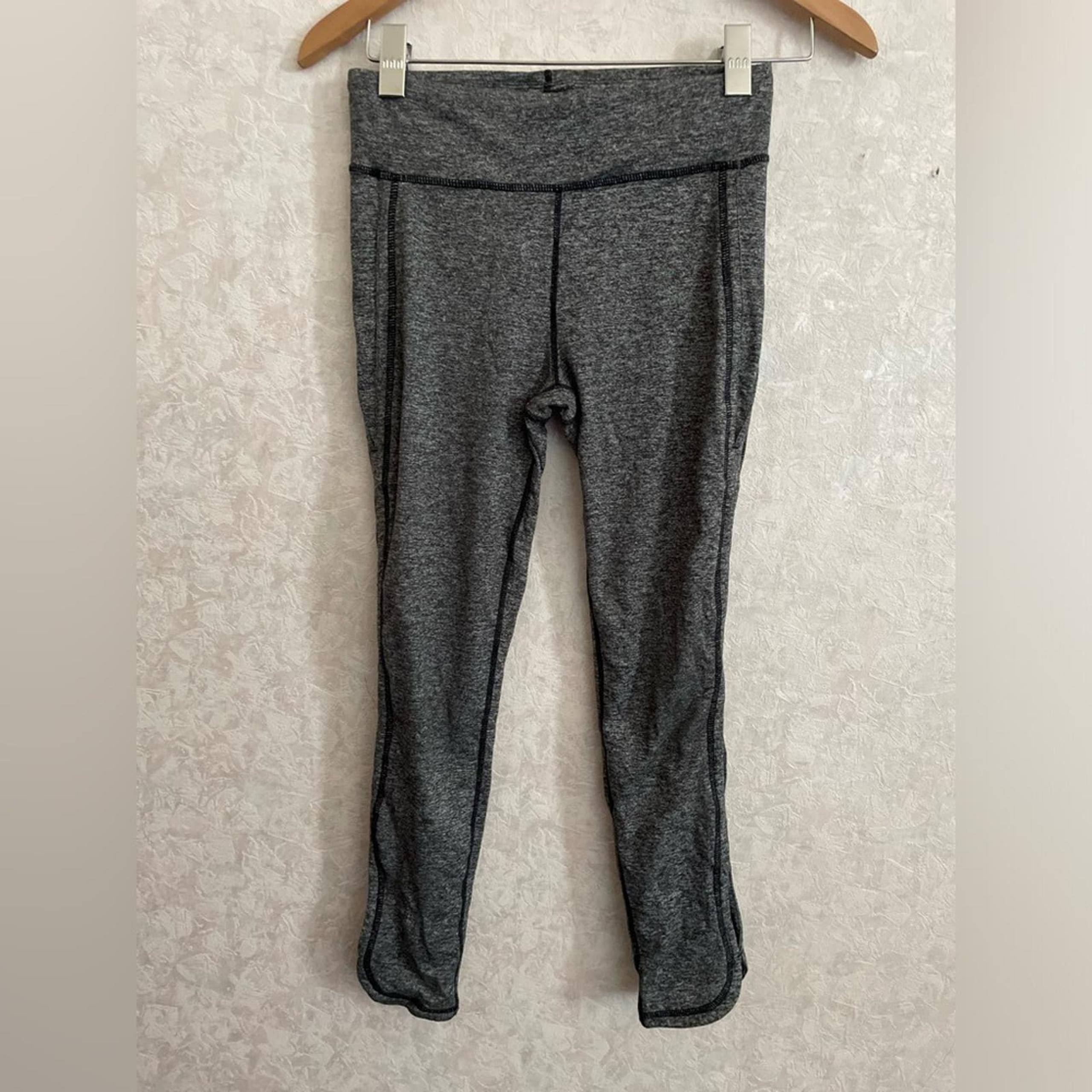 Free People movement women's small gray cropped athletic leggings