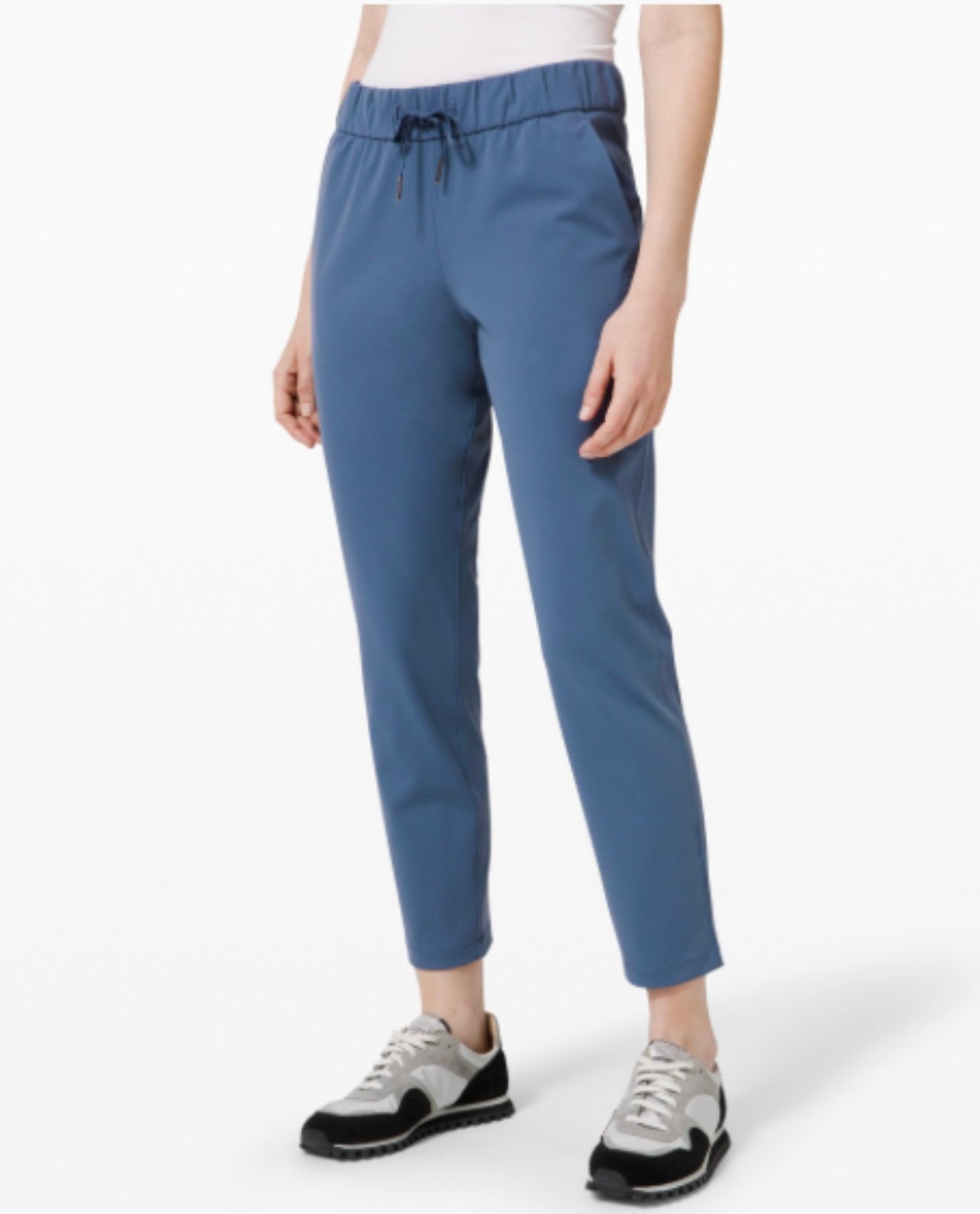 NWT lululemon on the fly pant size 8 ink blue