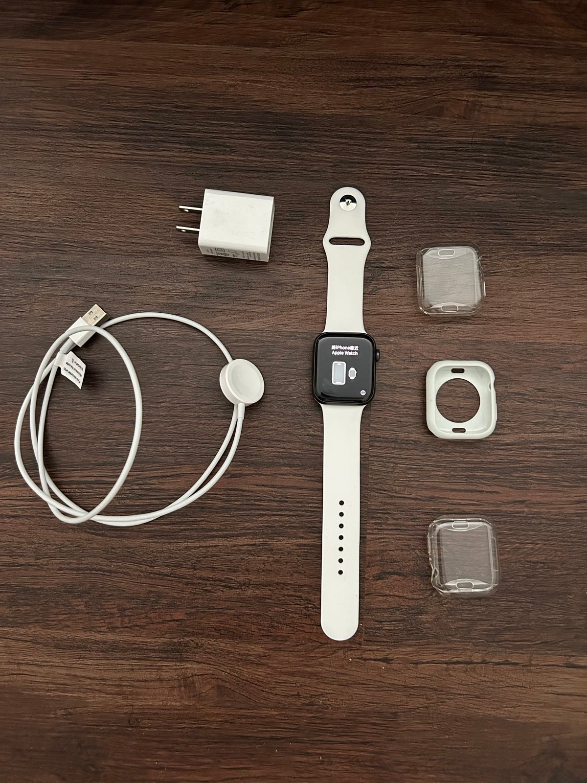 Apple Watch SE (2nd Generation) 44 mm in Midnight