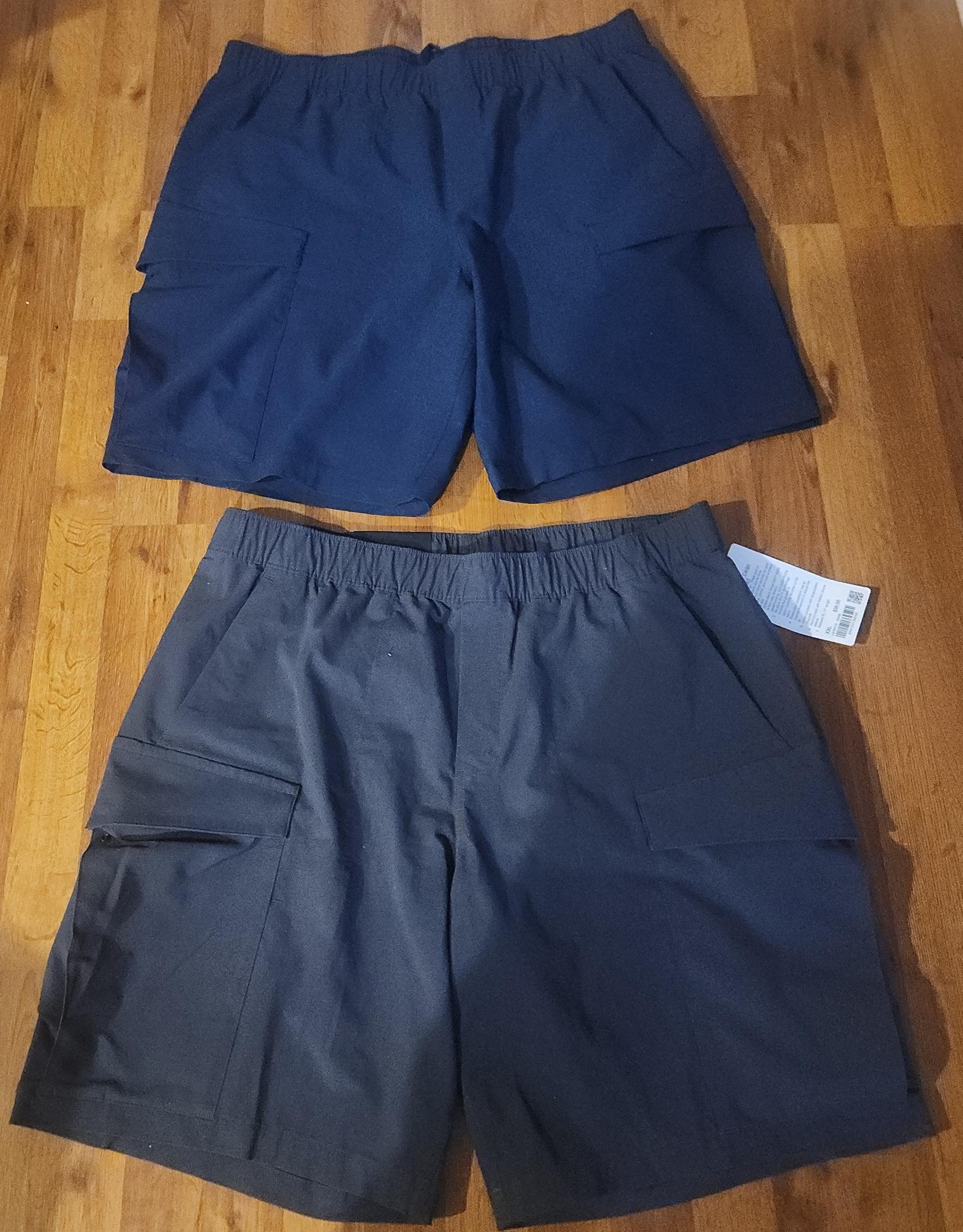 Lululemon men cargo shorts