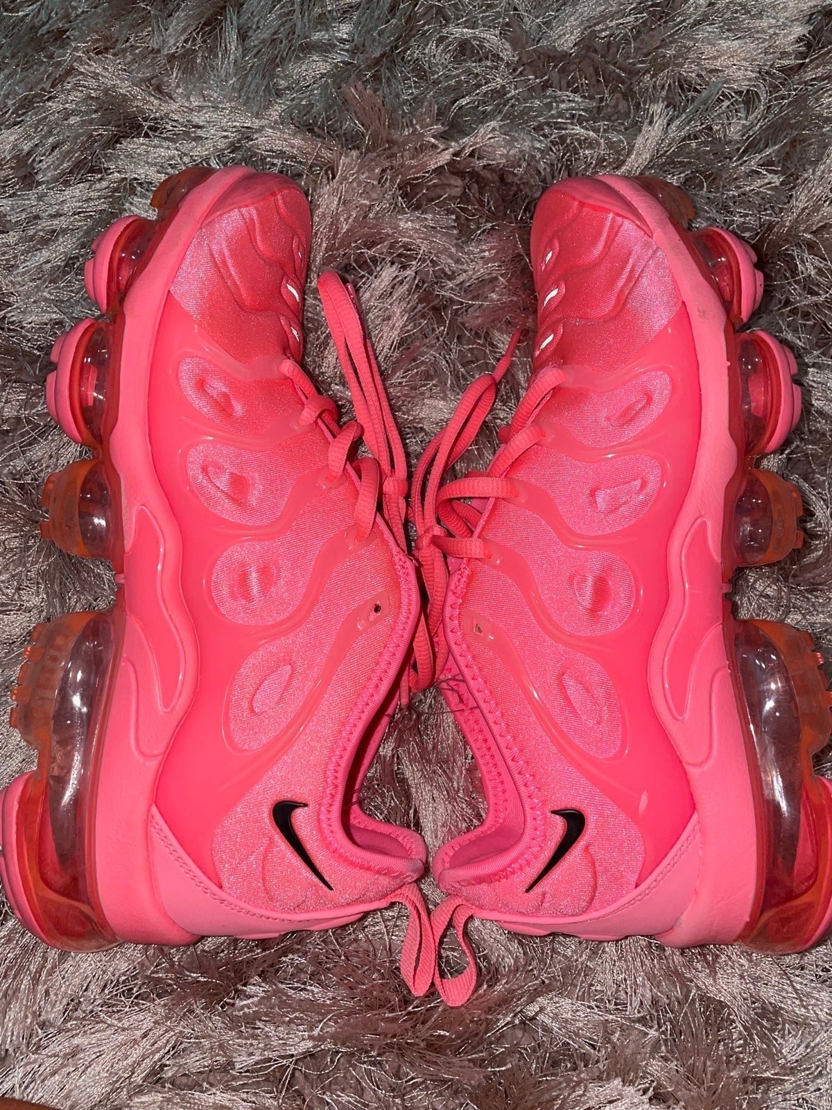 Nike air hot pink sneakers