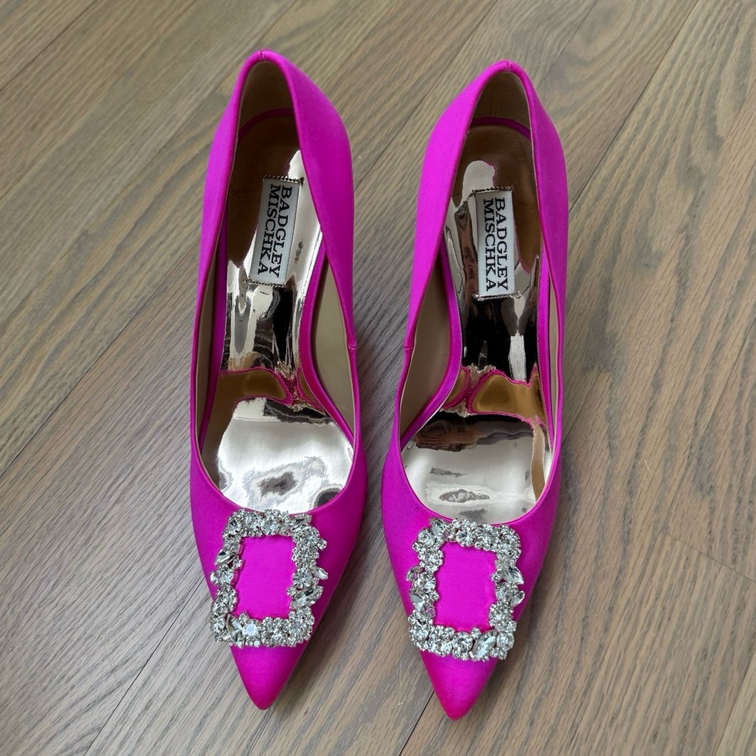 Badgley Mischka Hot Pink Heels size 8