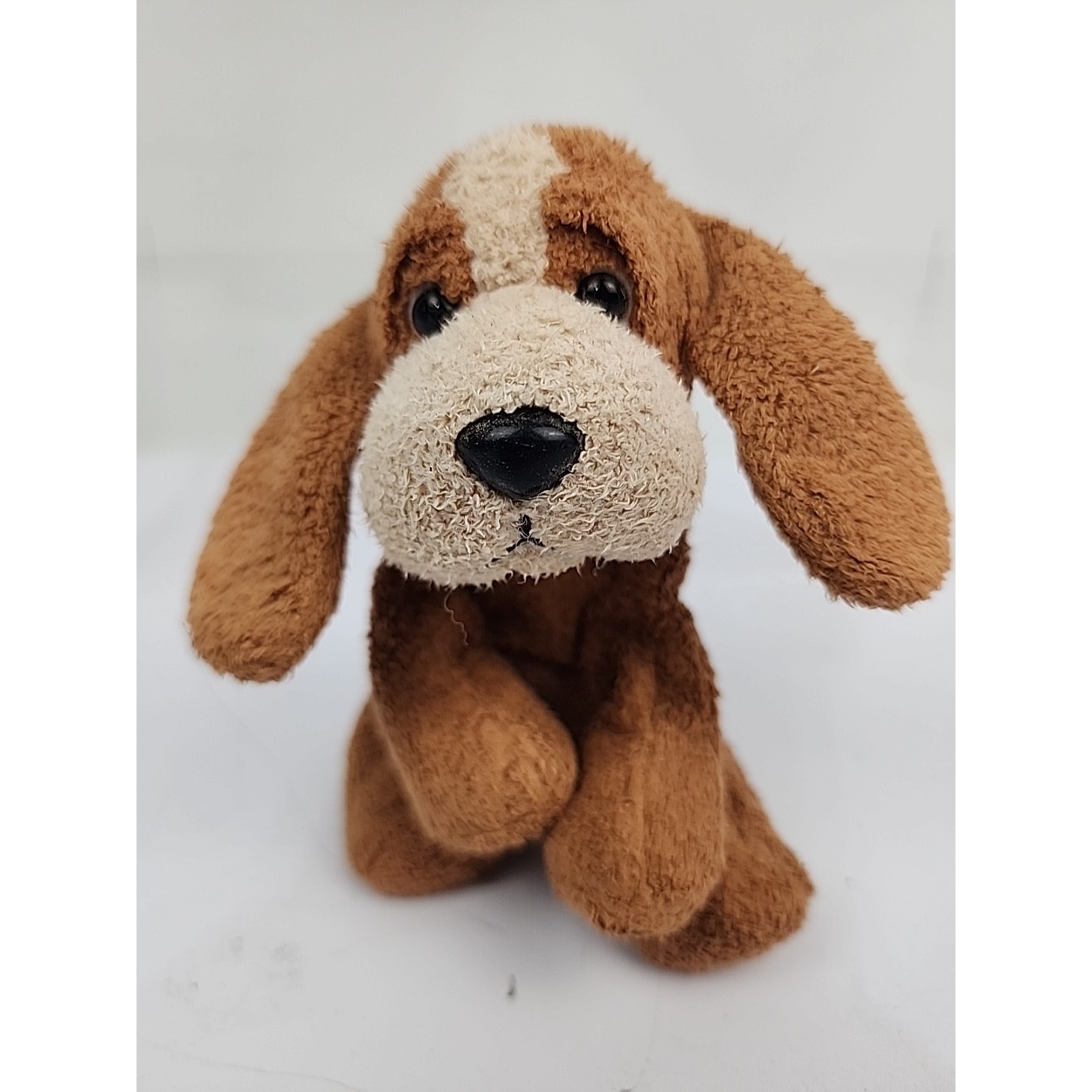 Russ Berrie Bailey Plush Luv Pets Dog 6” Small Stuffed Chamois Puppy Brown Hound