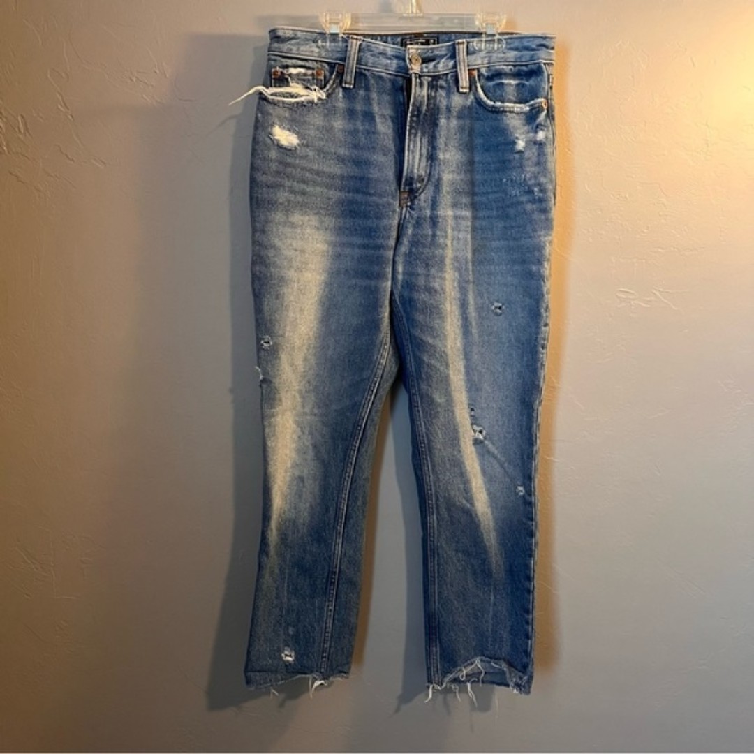 Abercrombie & Fitch Mom Jeans