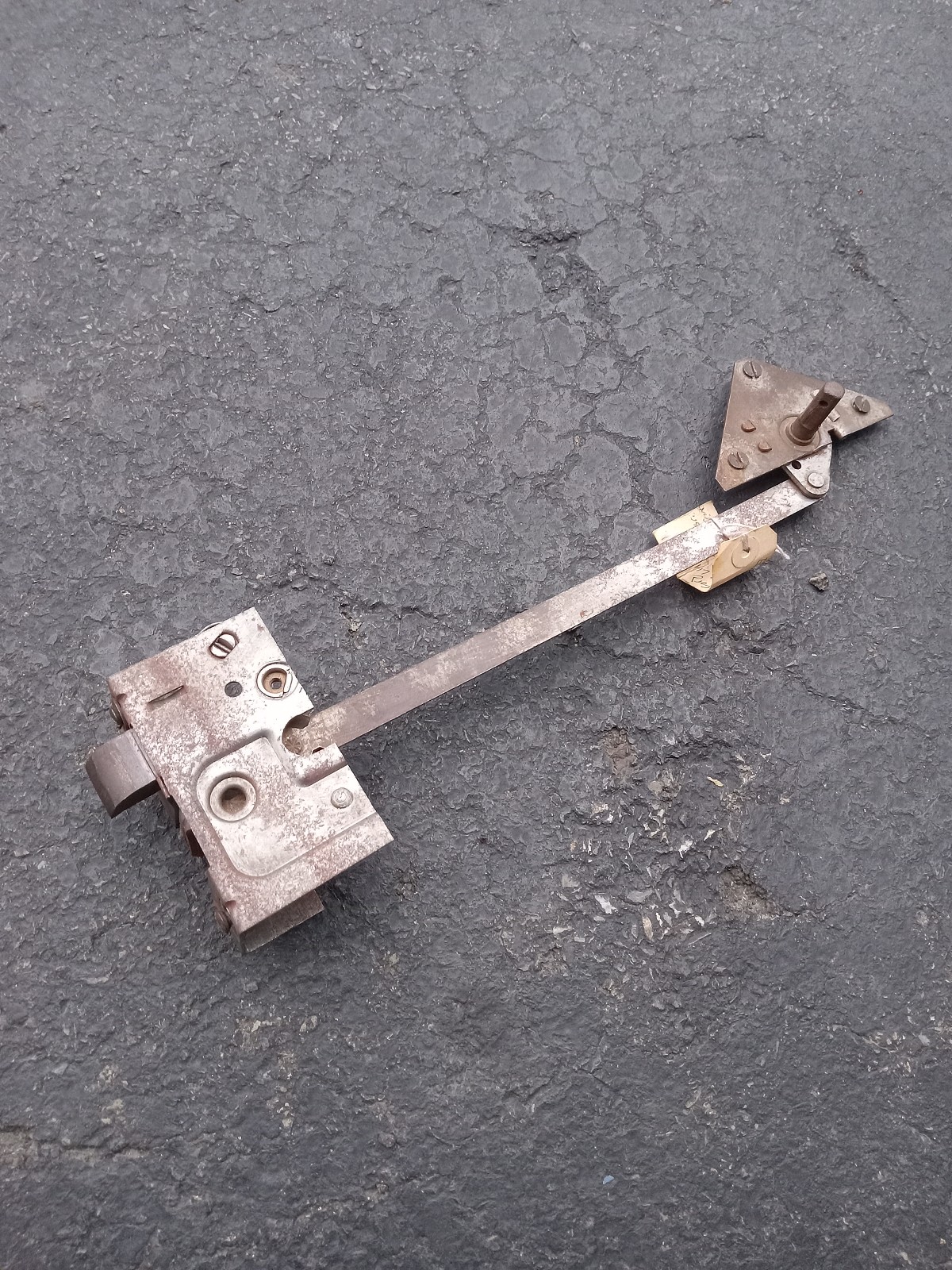 1932 Ford 5 Window LH Door Latch