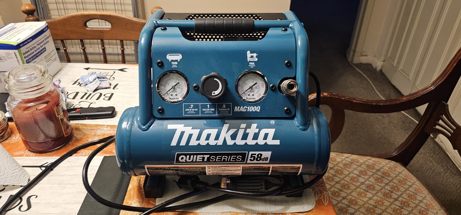 Makita Quiet Series Electric Air Compressor 1 Gallon