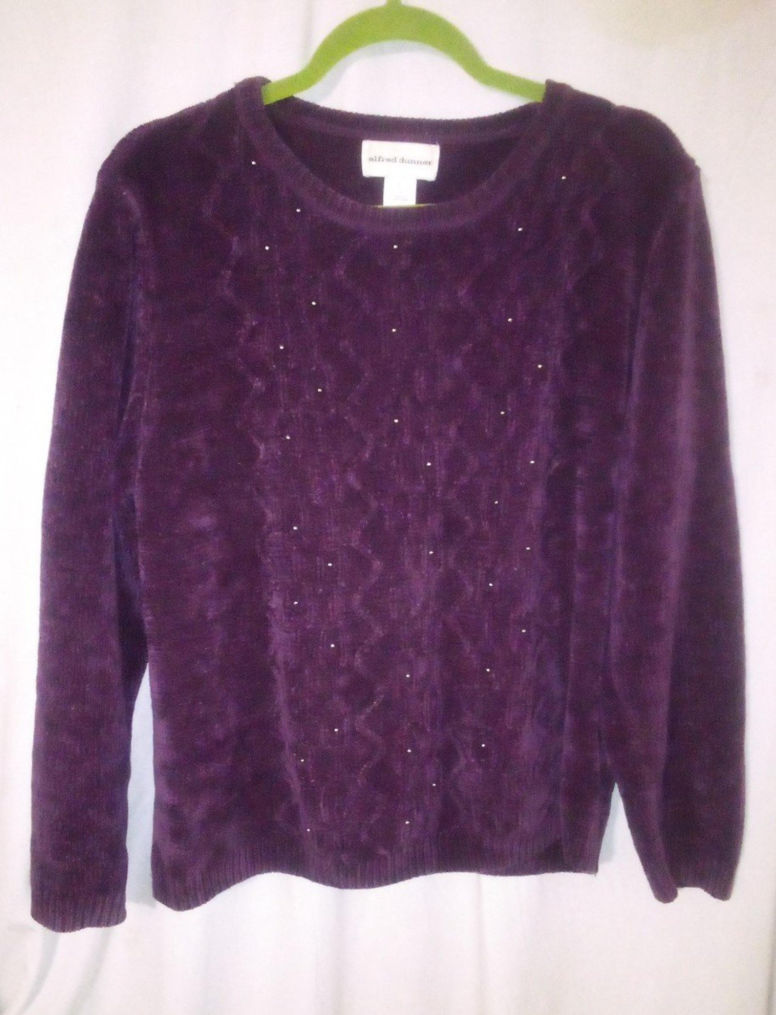 Size large Alfred dunner eggplant purple sweater