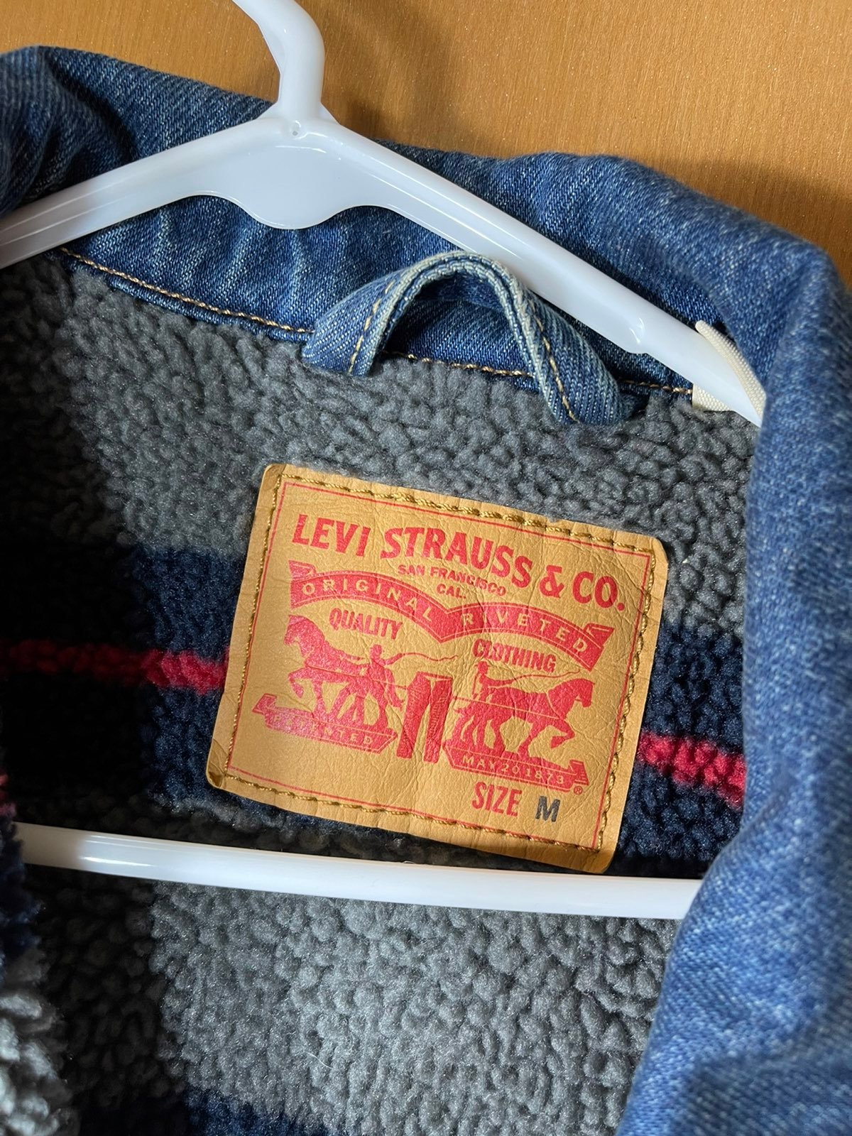 levi jeans jacket M size