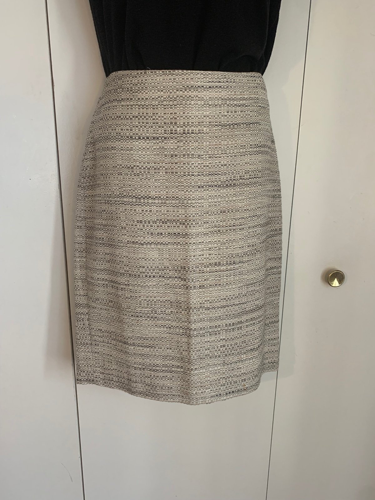 Ann Taylor women’s silver & taupe linen blend skirt size 4/29