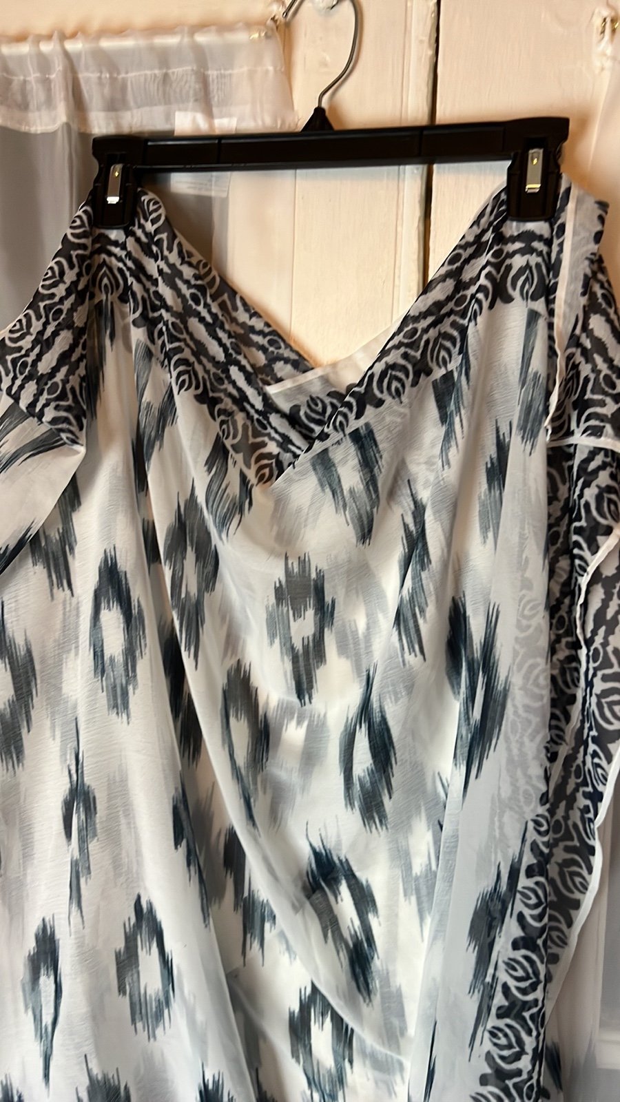Playa Lucila Blue Print Sarong With Two Tassels