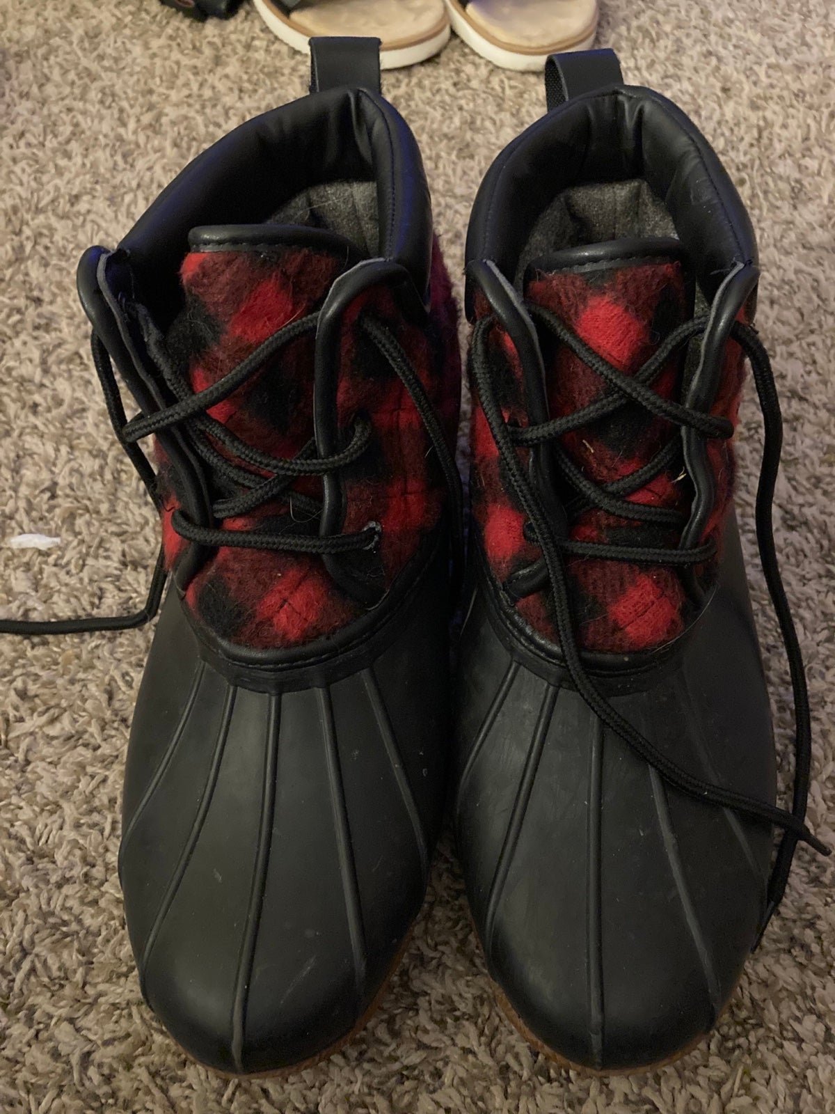 Skechers duck boots top