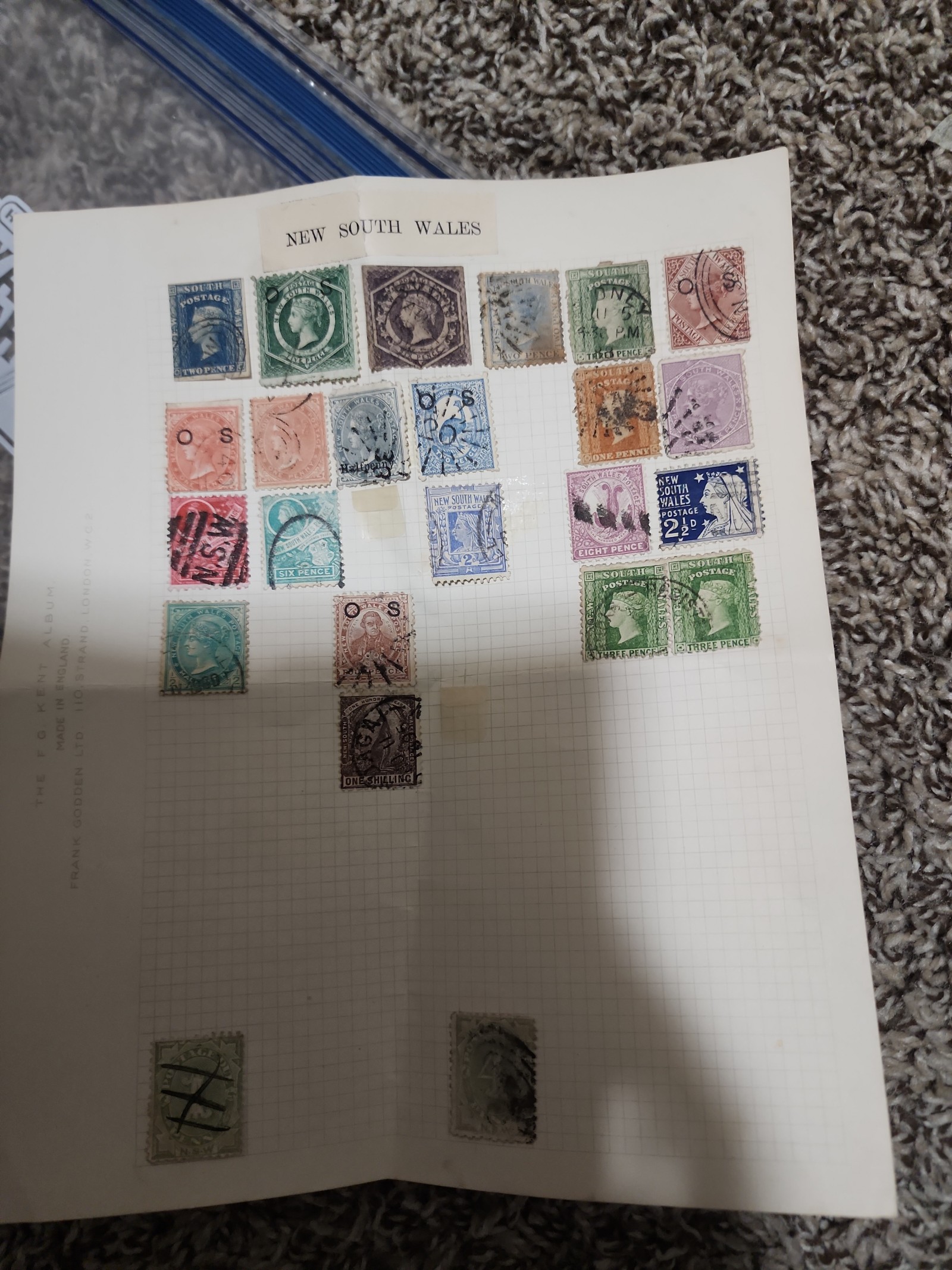 1 sheet Mix Old Victoria Stamps.lot VK 12