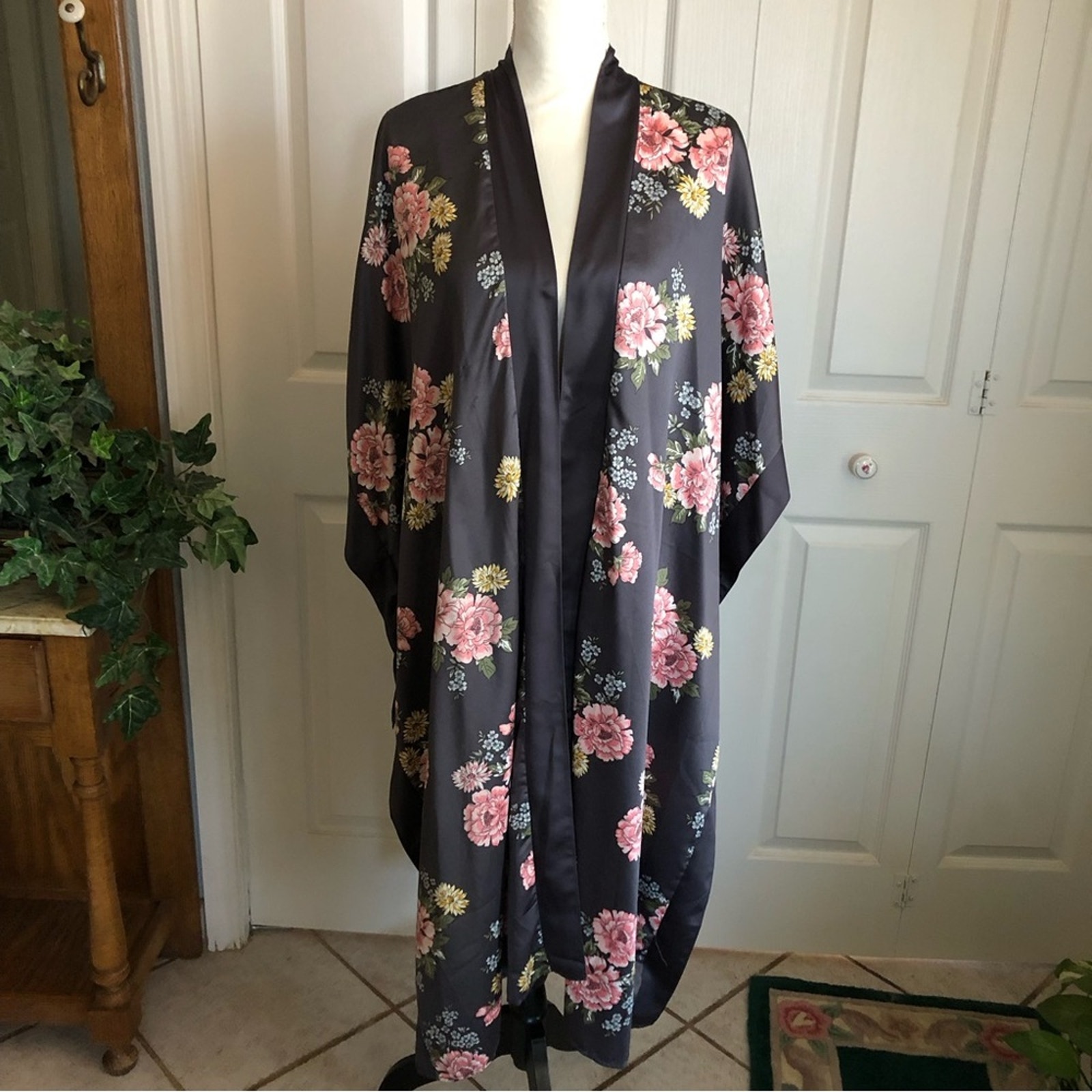 Torrid gray with colorful floral pattern open front robe
