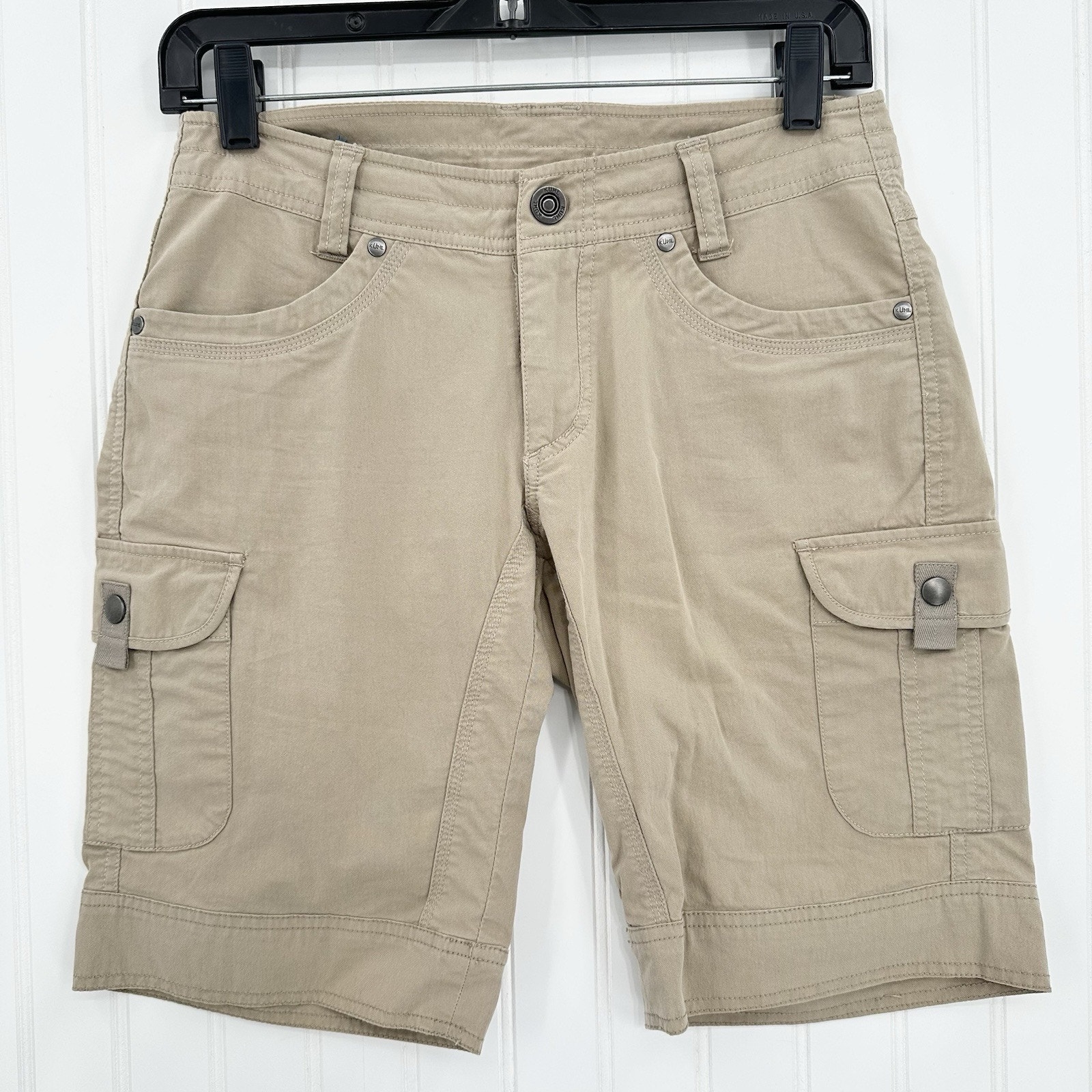 KUHL Shorts Womens 2 Splash Cargo Short 10 Bermuda Beige Khaki Hiking Gorpcore
