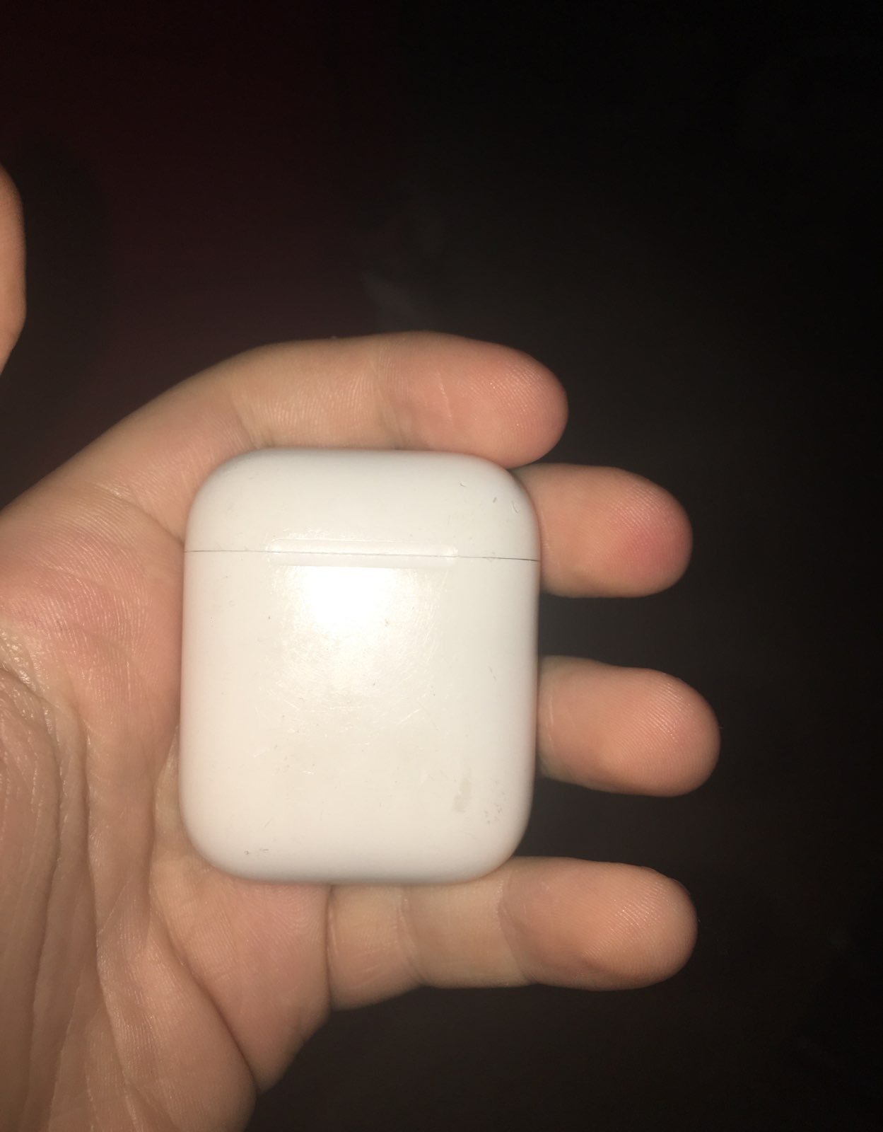 AirPods with Charging Case (1st Generati