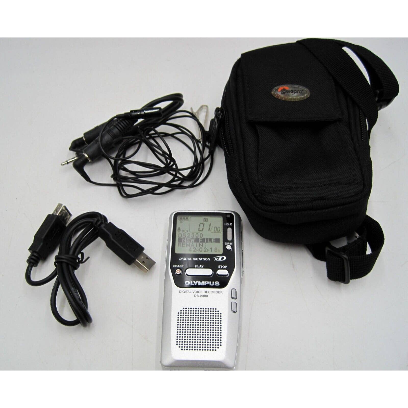 Olympus DS-2300 Digital Voice Recorder w/256MB xD Card+Dual Lapel Mics+Case