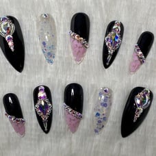Black Heart Acrylic Press On Nails