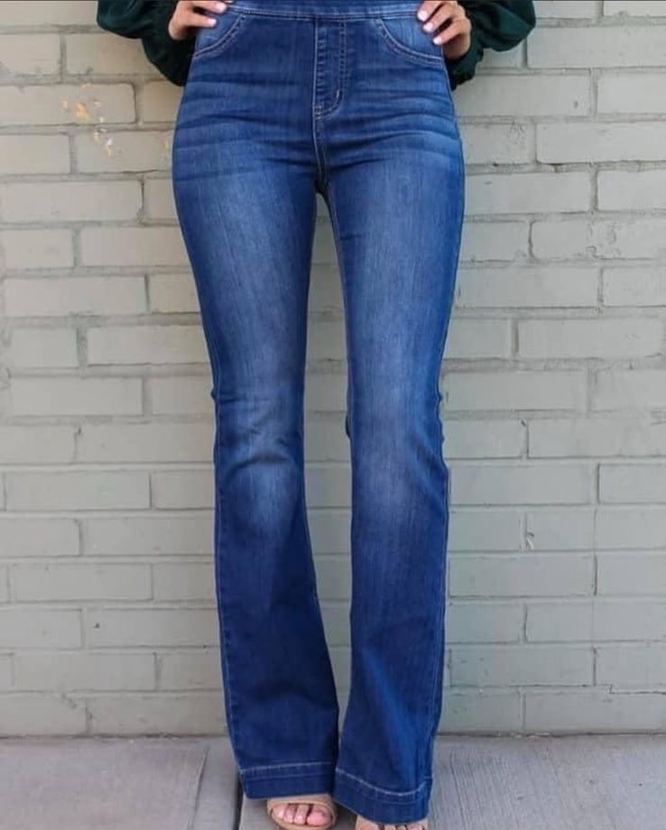 NWT Cello Jeans- Large Pull On