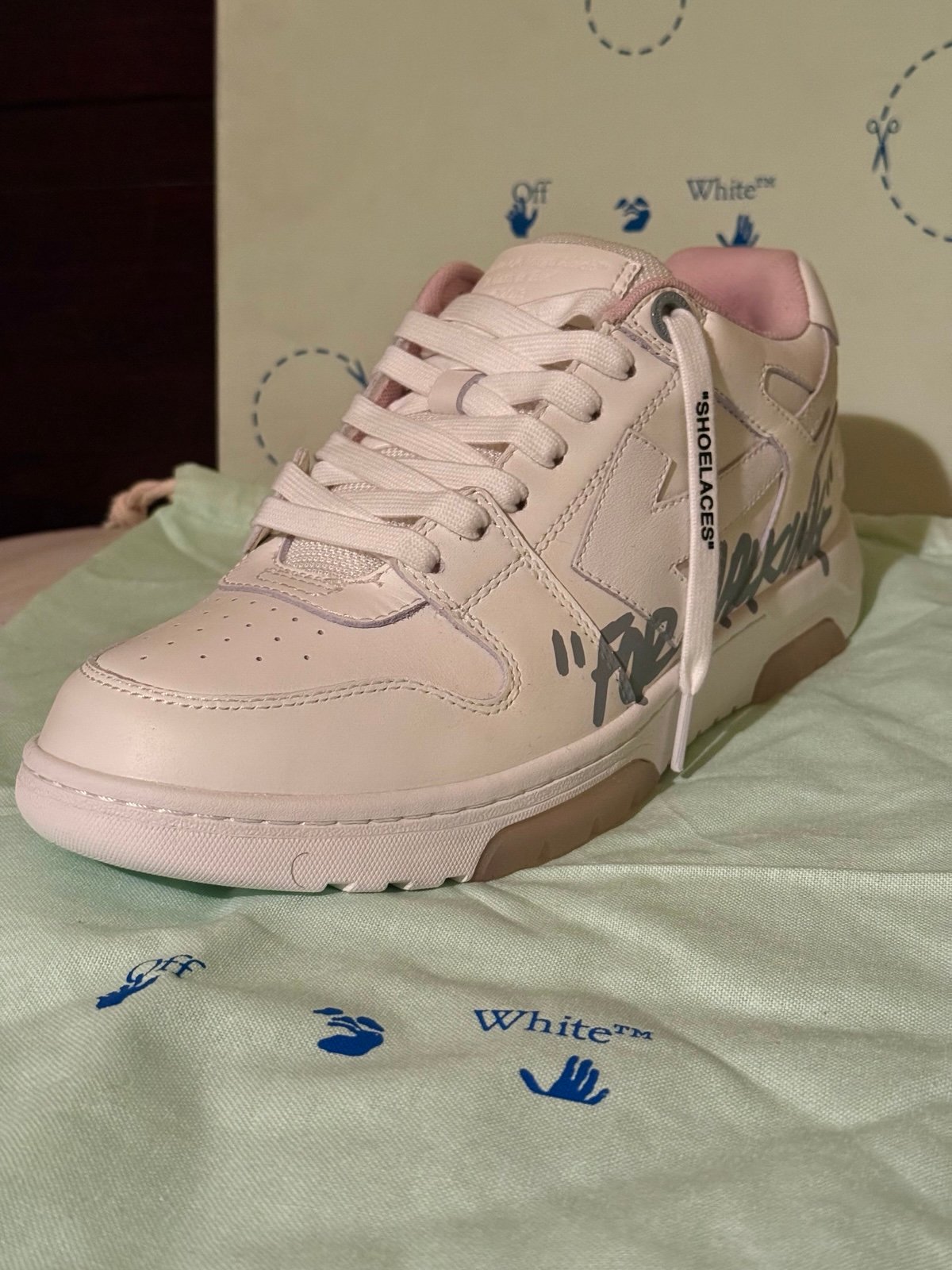 Off-White Out Of Office For Walking