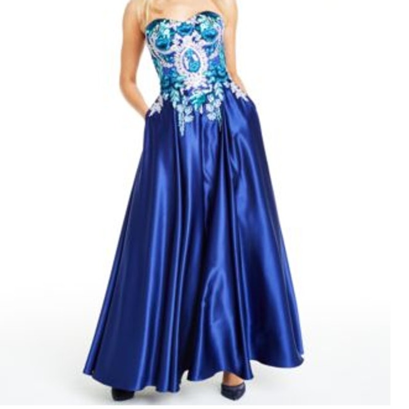 Strapless Sweetheart Neck Embroidered Bodice Satin Ball Gown Size 5