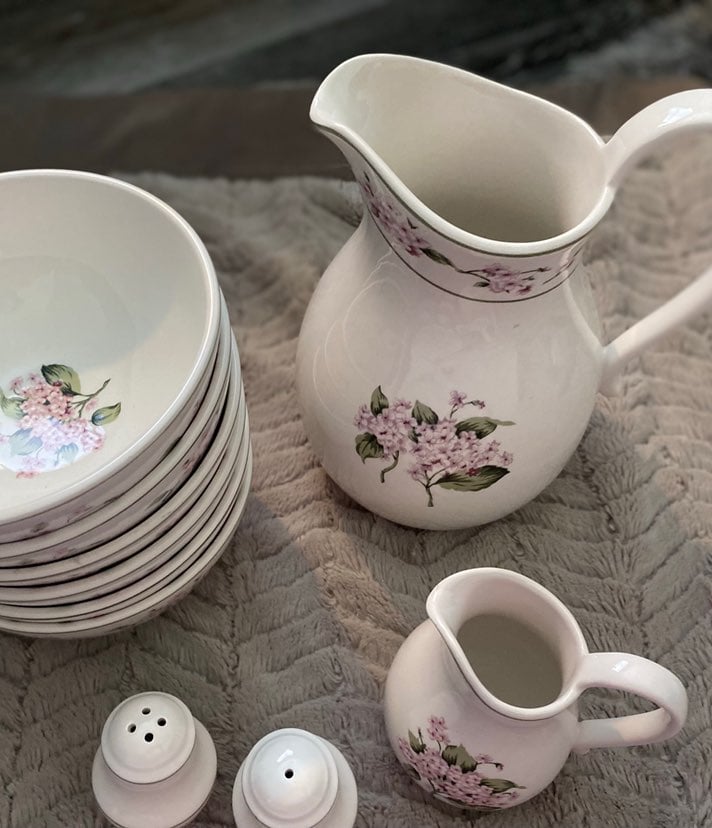 Martha Stewart Everyday lavender hydrangea set