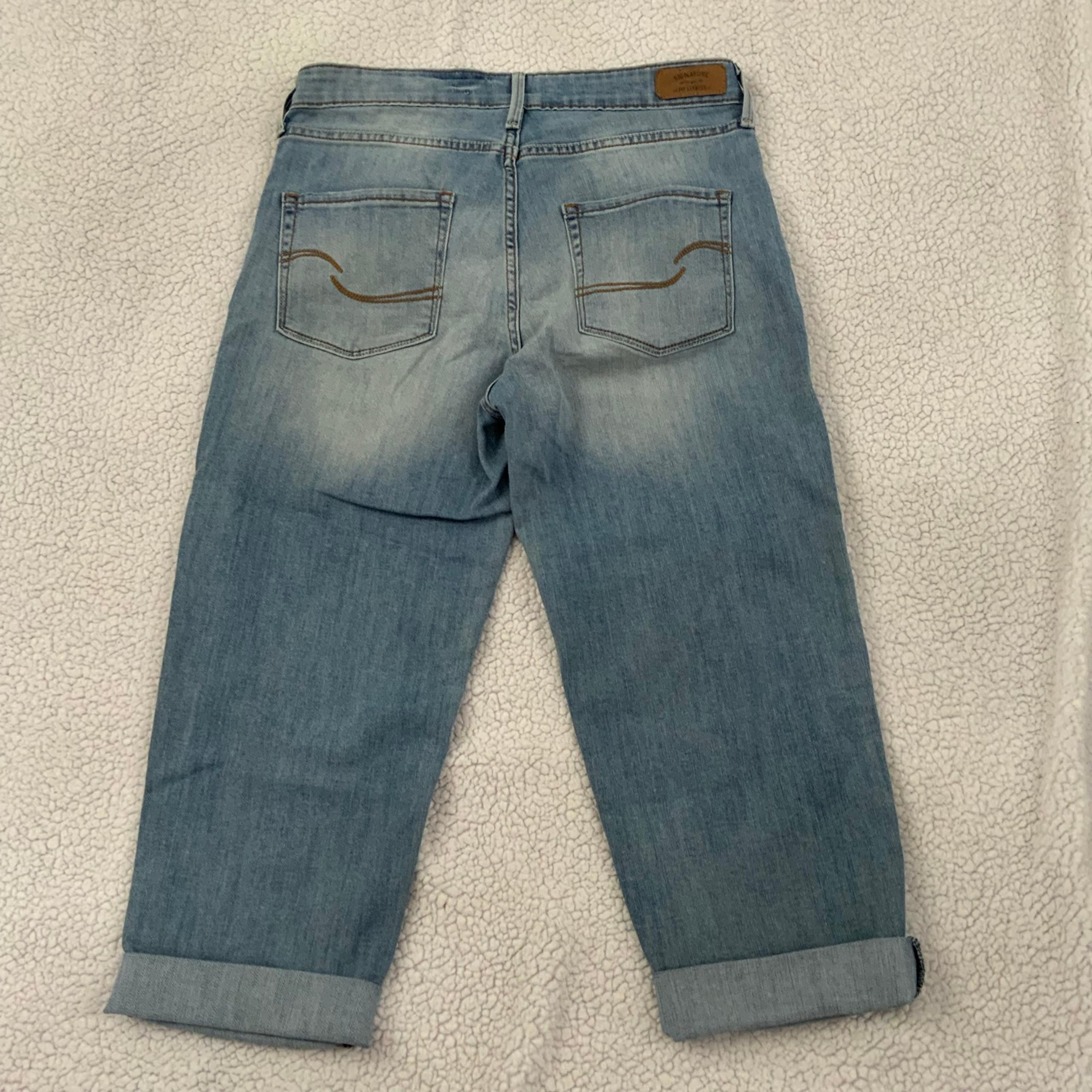 Signature By Levi Strauss Jeans Women’s Sz 8 High Rise Slim Crop Stretch 30x20.5