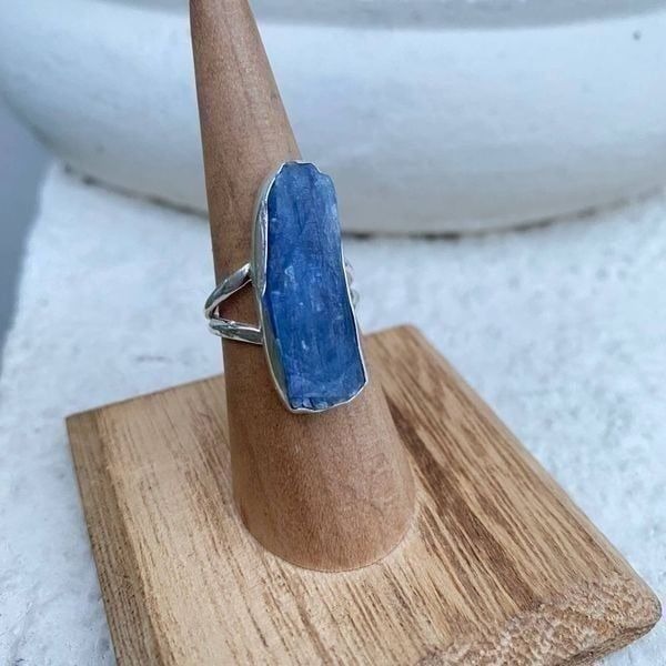 Sterling Silver Blue Rough Kyanite Ring Size 6