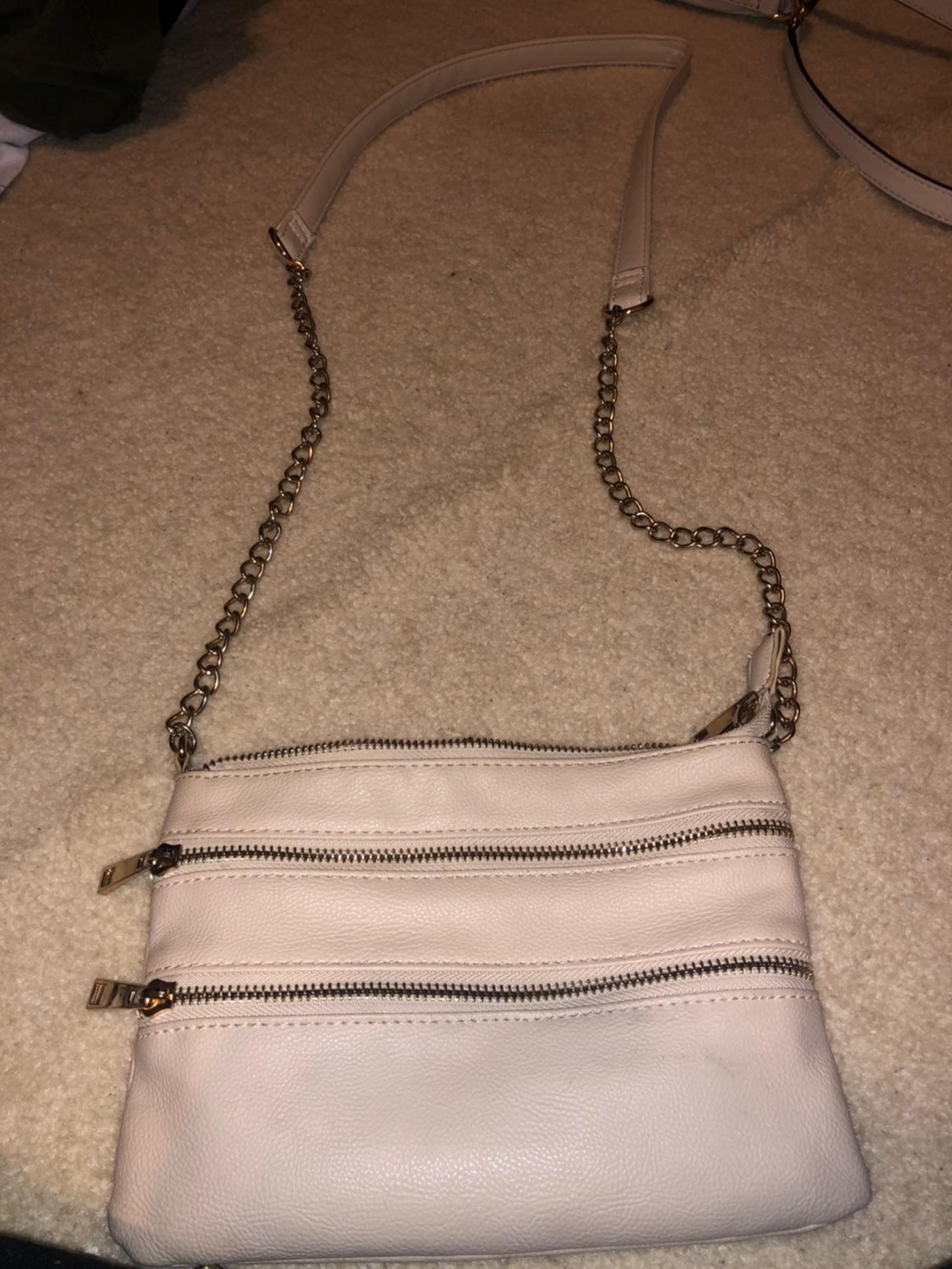 Call it Spring crossbody
