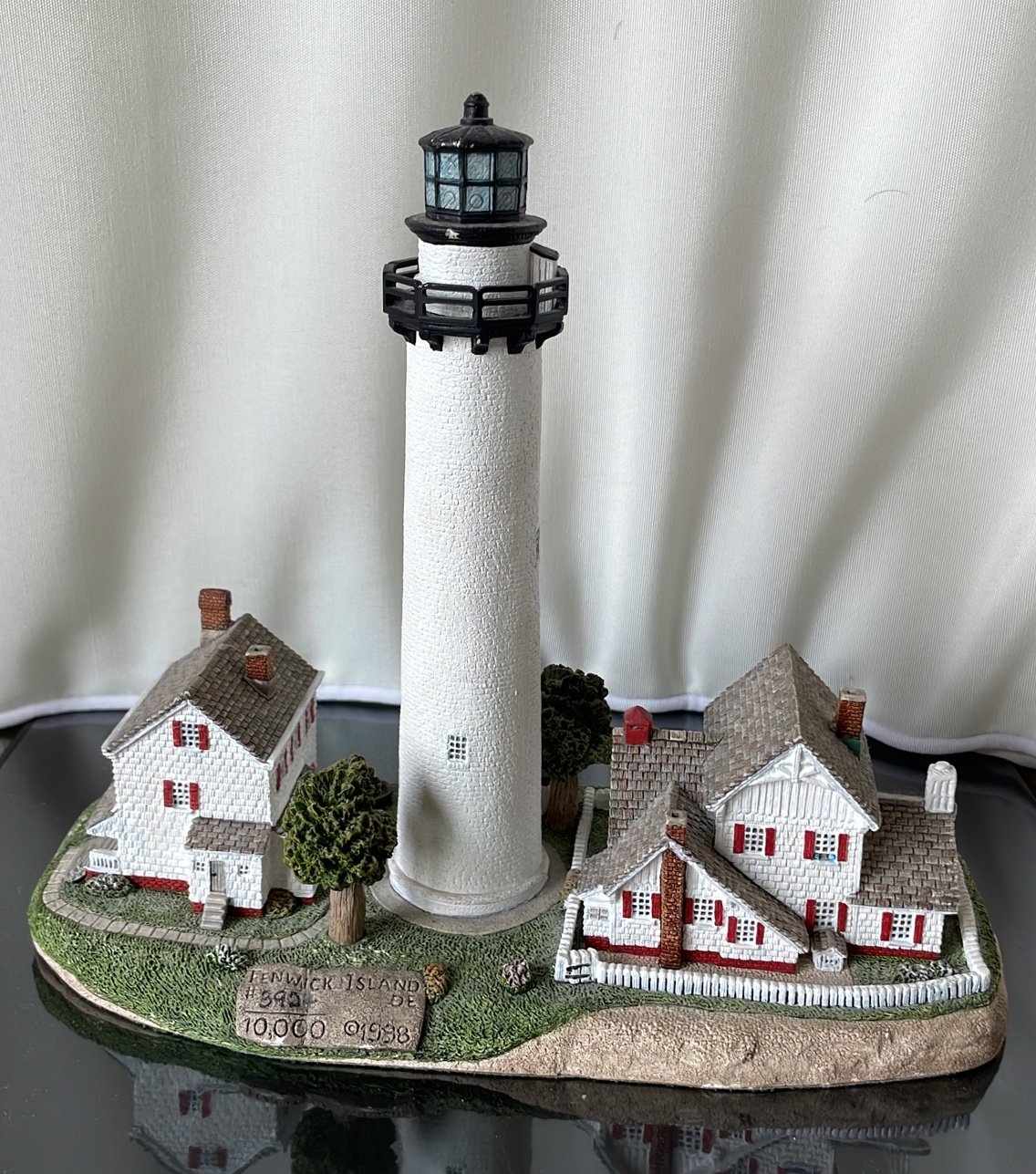 Harbour Lights Fenwick Island #213 Lighthouse Figure