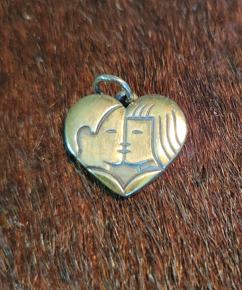 Charm #7 the KISS