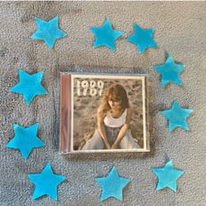 Taylor Swift 1989 CD Deluxe Rose Garden Taylor’s Version Pink Polaroids 13