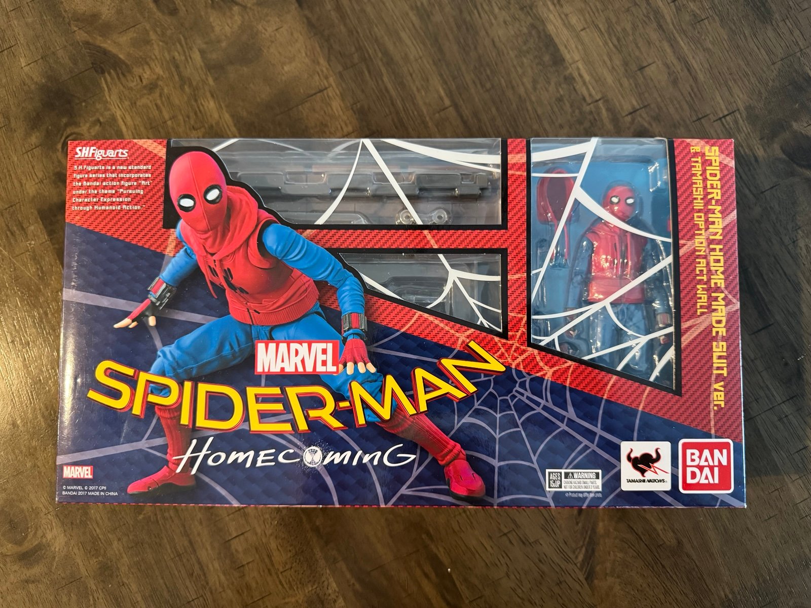 ShFiguarts Spiderman Homecoming Home Made Suit with Wall Accessory New Sealed
