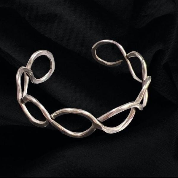 MCM Wavy Infinity Silver Cuff Bracelet Vintage