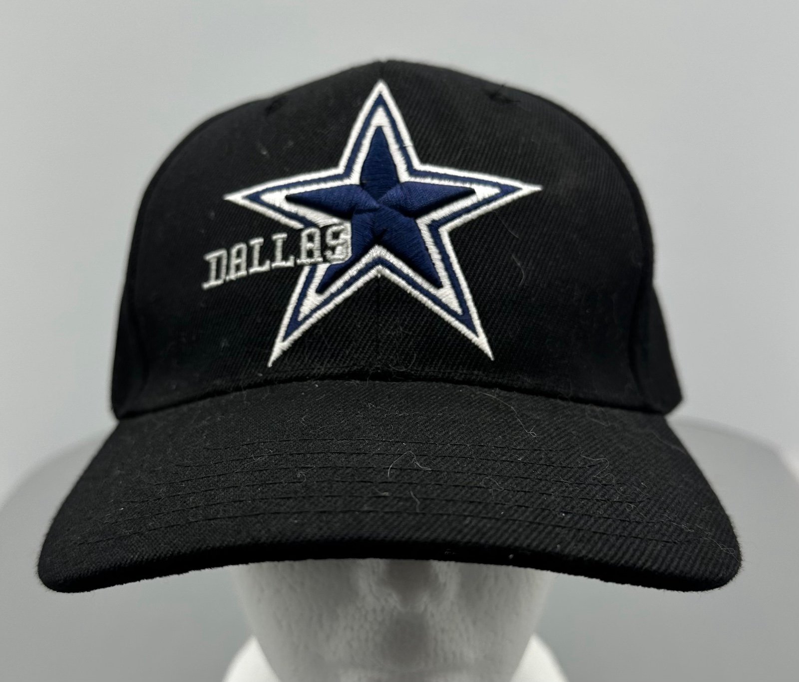 Vintage 90’s Dallas Cowboys 5 Stars Snapback Hat NFL Pre-Owned. Please see pic