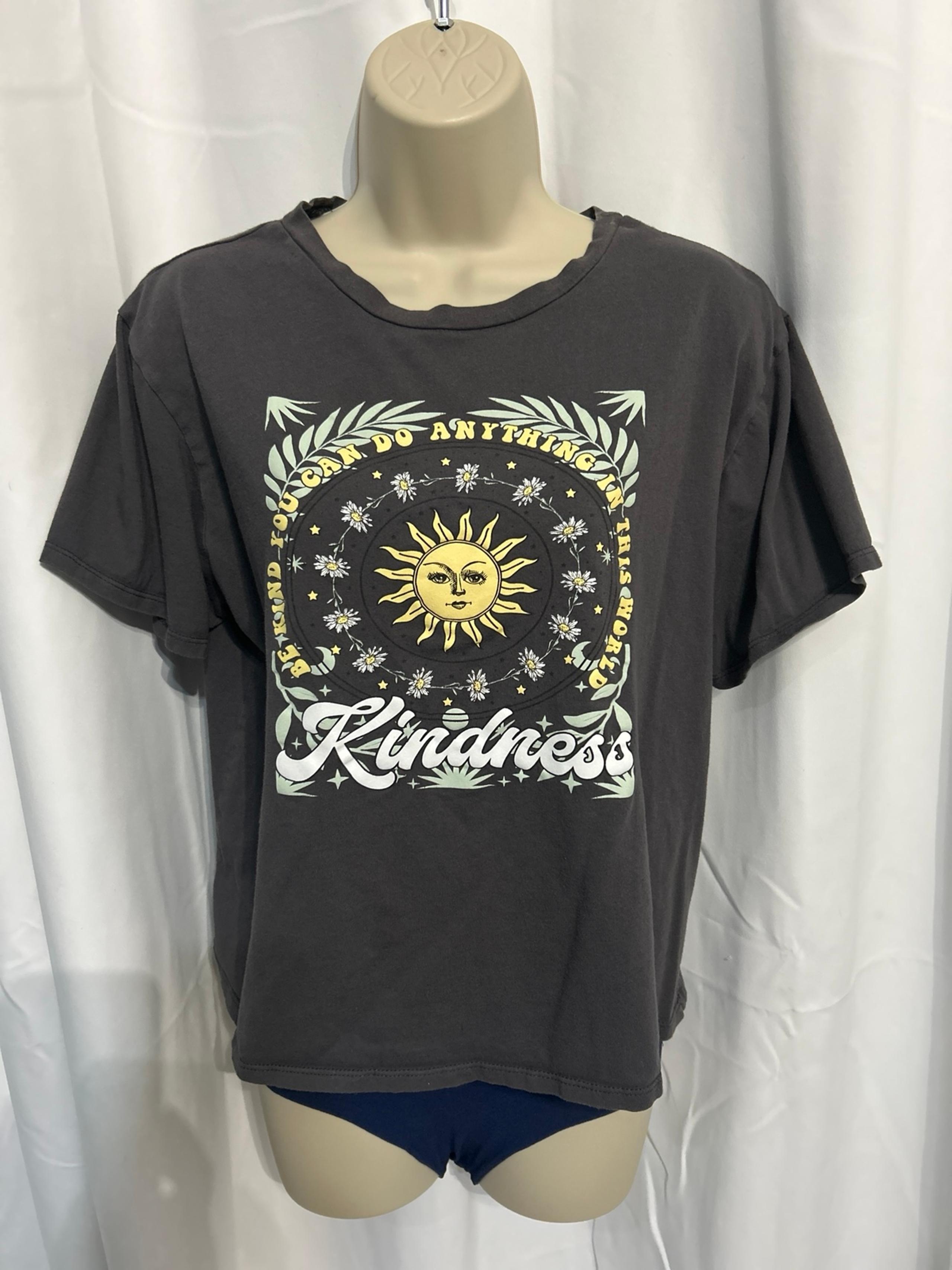 PHILOSOPHY OF LOVE Women’s Kindness Be Kind You Can Do Anything In This World