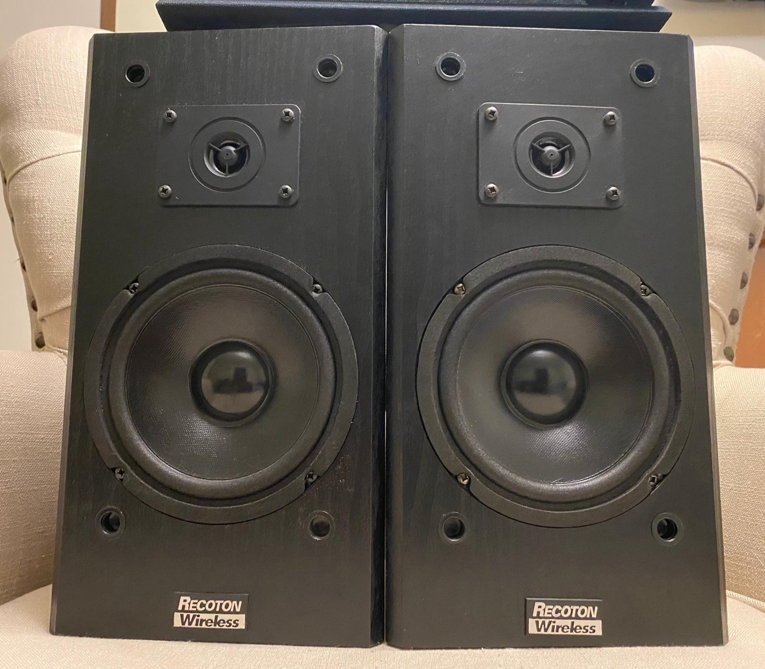 RECOTON W450/451 Wooden WIRELESS DELUXE STEREO SYSTEM W/ Covers - Made In Canada