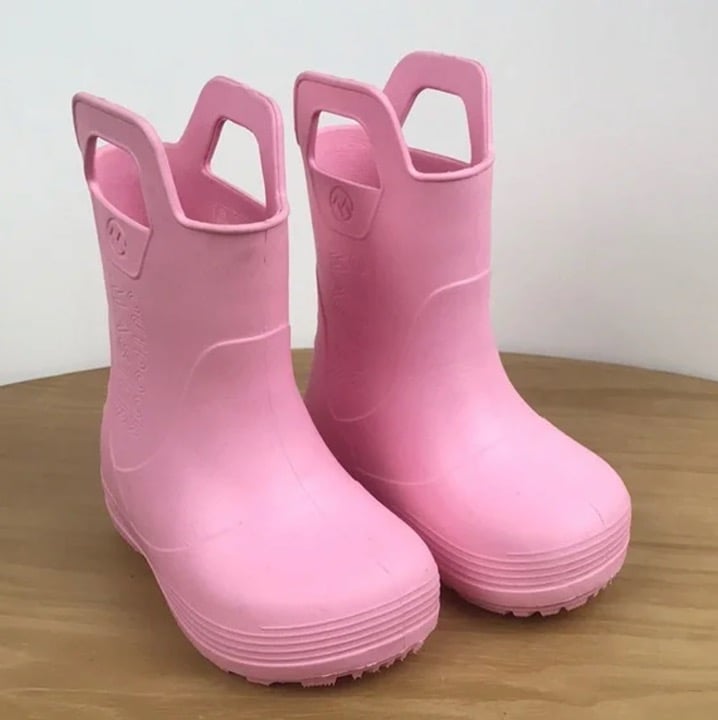 Outdoor Master Rain Boots (toddler size 7)