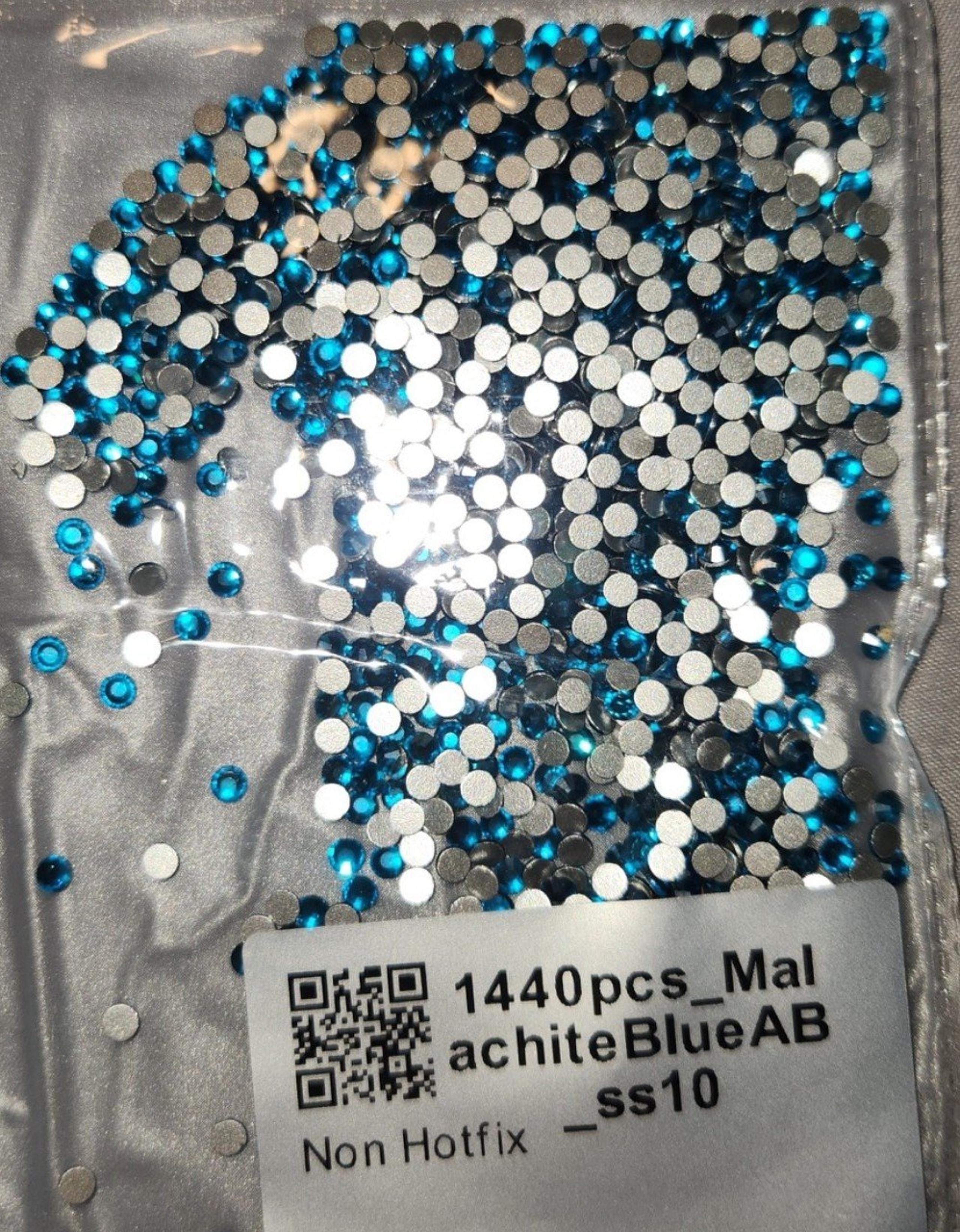 1,440 SS10 Malachite Blue Glass Rhinestones