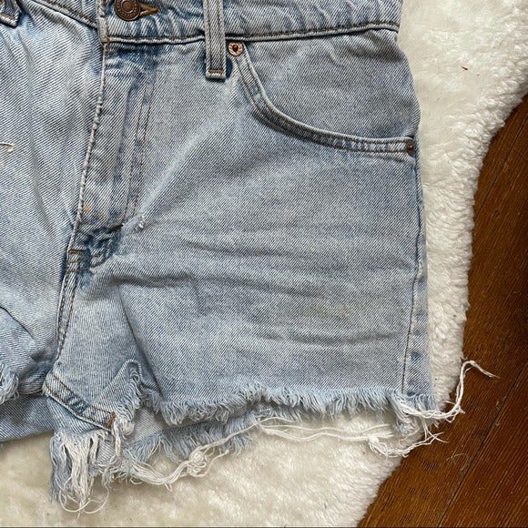 Light washed cut denim shorts.