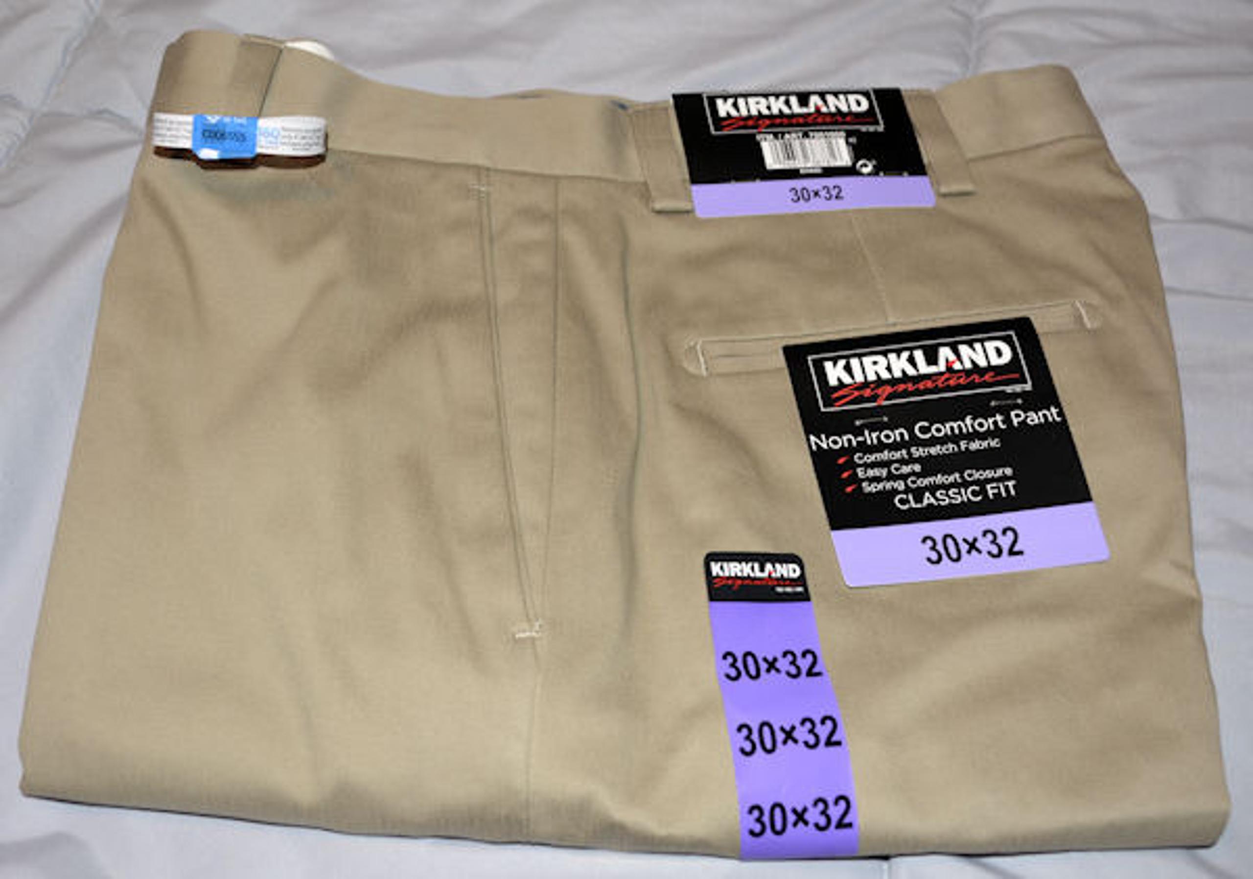 Kirkland Signature Mens Non-Iron Comfort Pant, 30x32 Khaki New with Tags