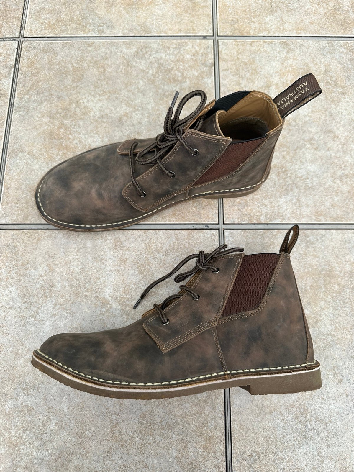 Blundstone Leather Chukka Boots