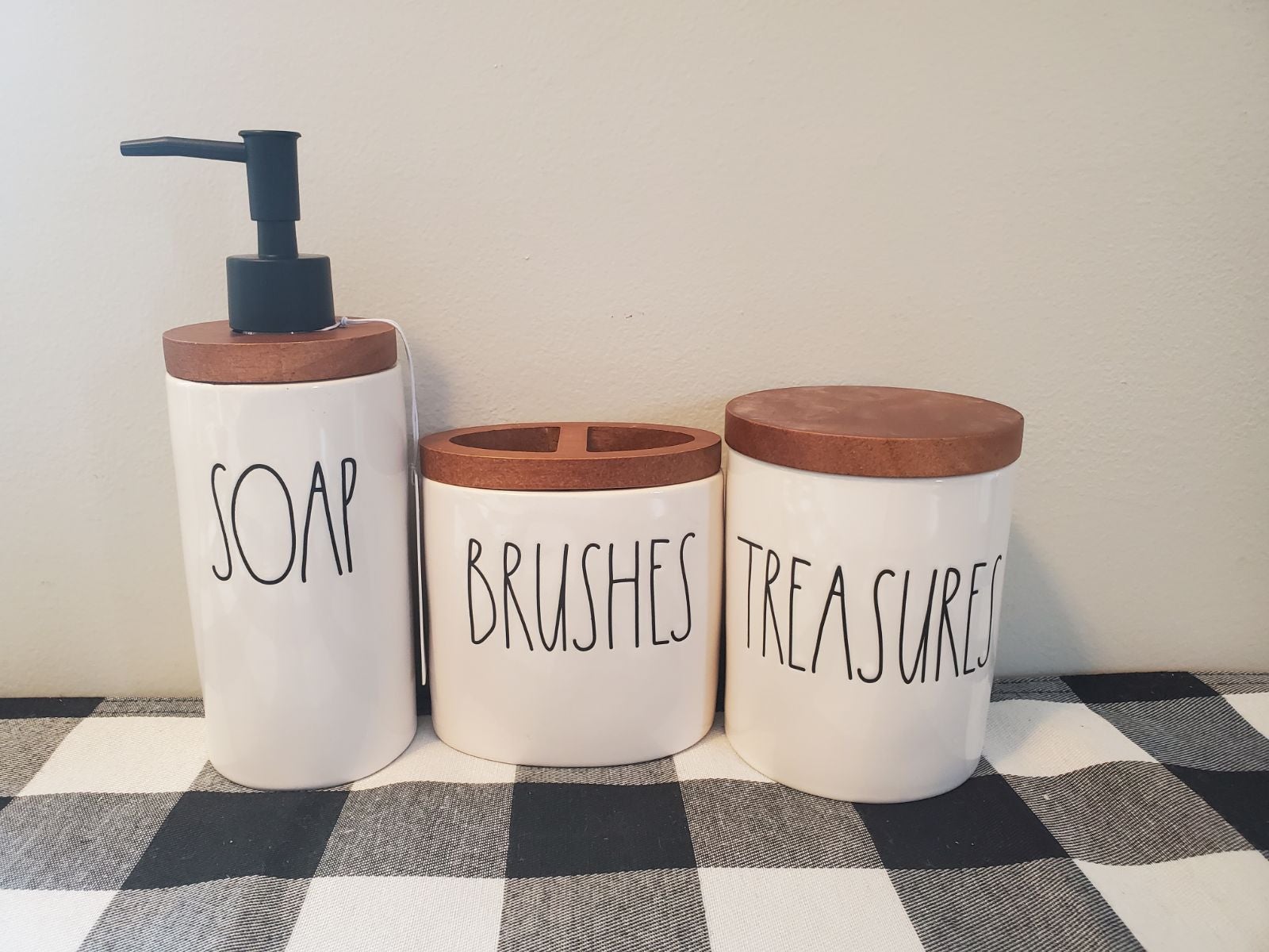 Rae Dunn Bathroom Set
