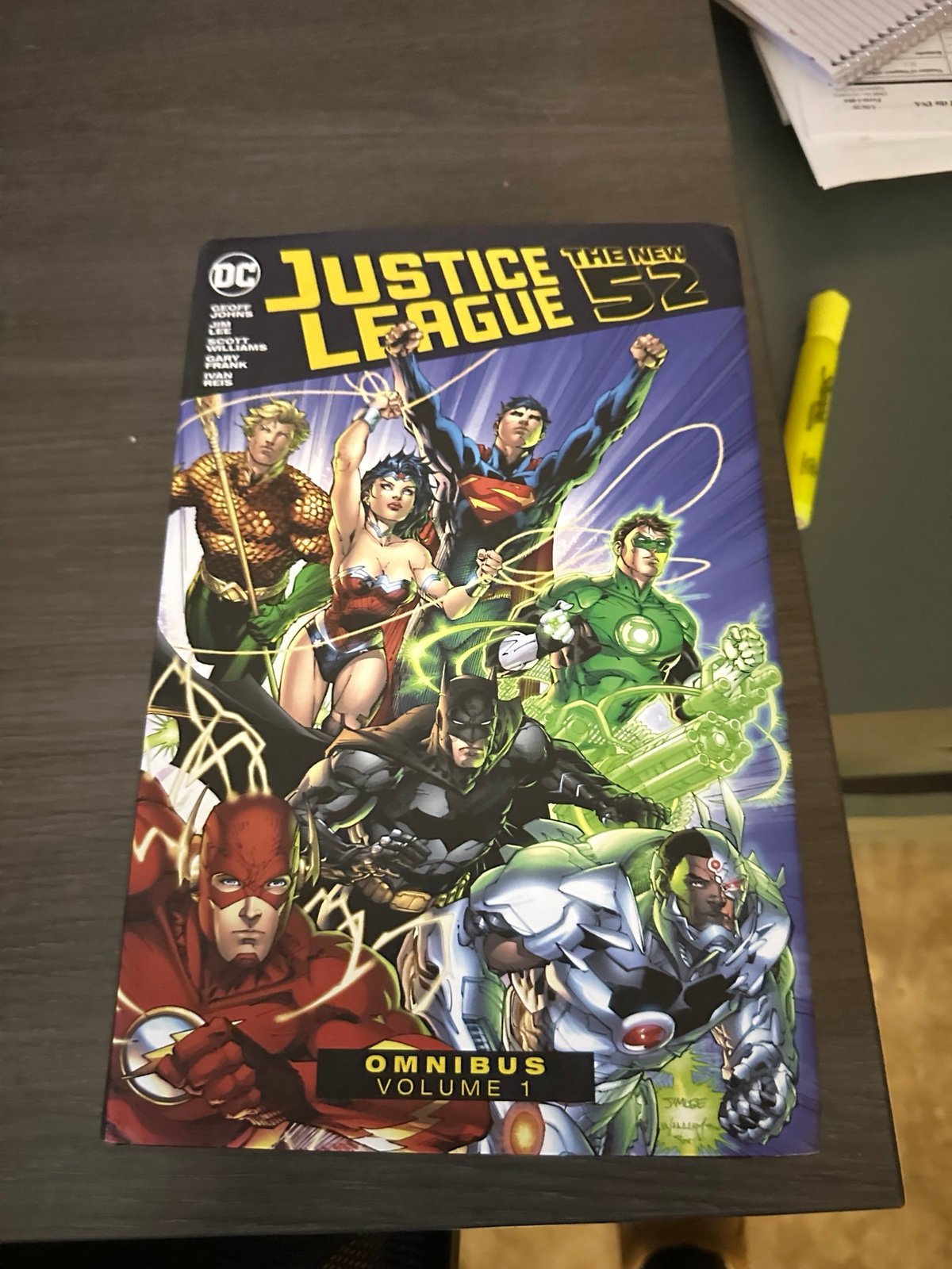 Justice league New 52 omnibus