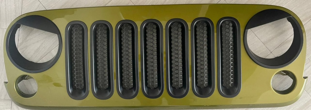 Jeep Wrangler JK oem grill with inserts