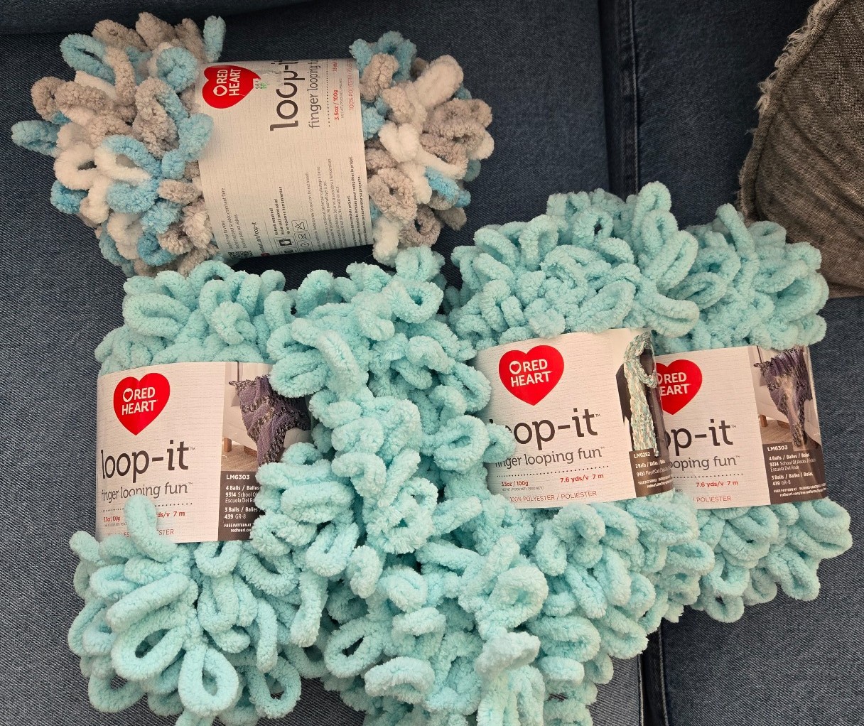 Red Heart Loop it finger looping yarn