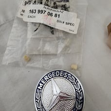Mercedes Benz emblem