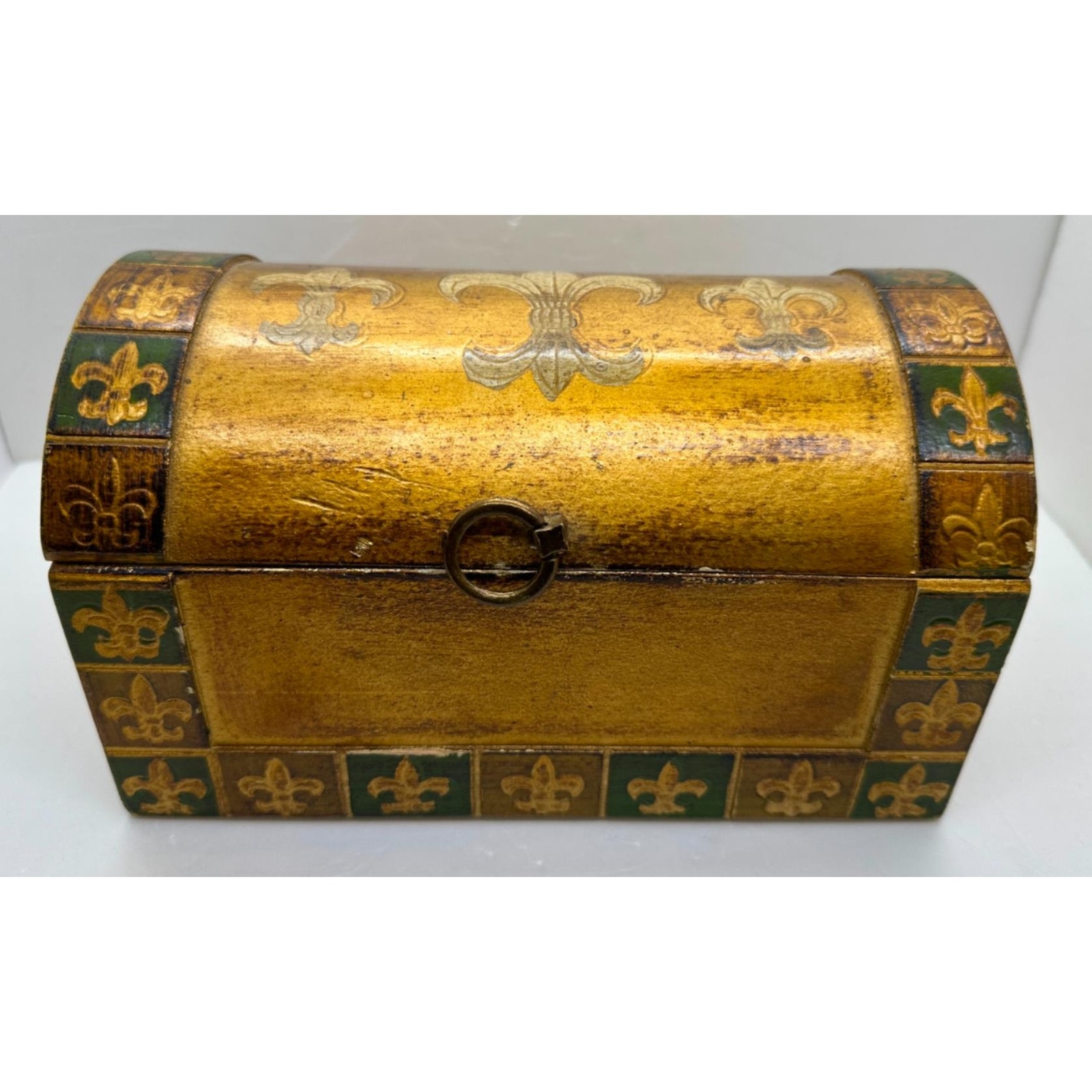Vintage Chest Musical Jewelry Box - 8 x6 x5