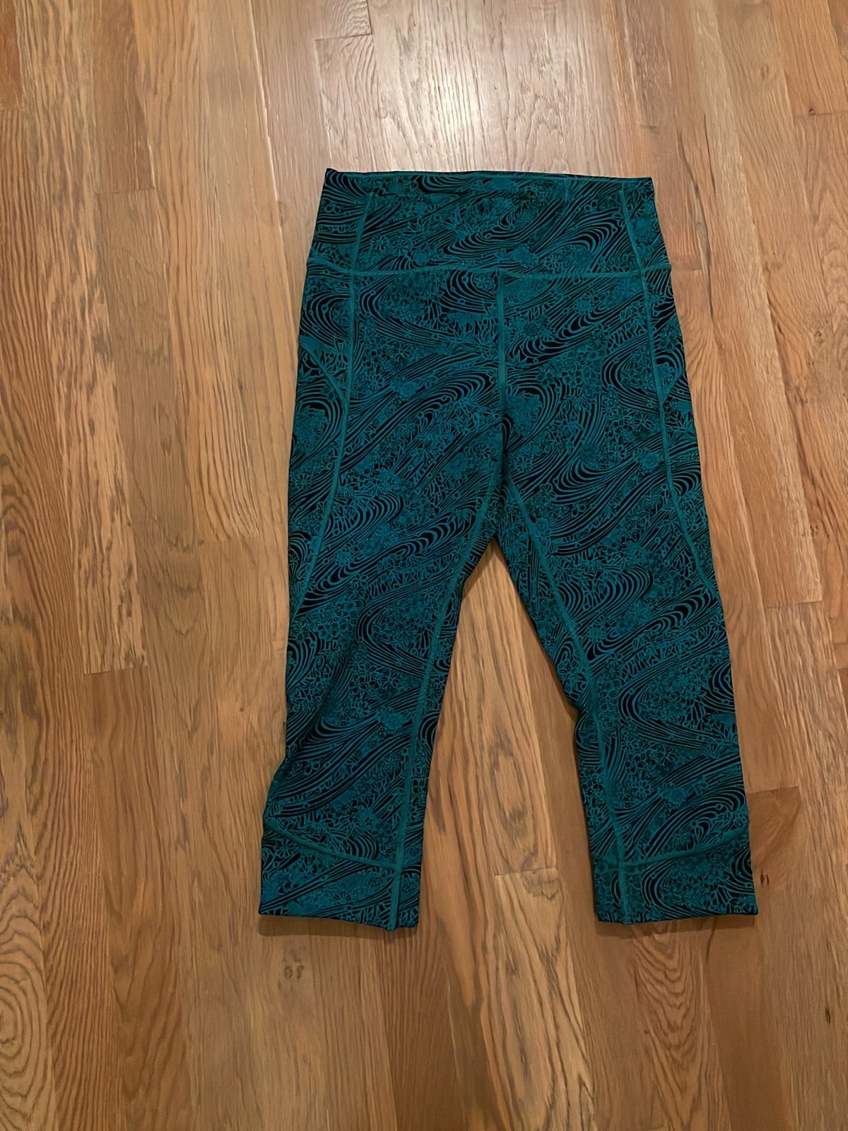 lululemon leggings size 8