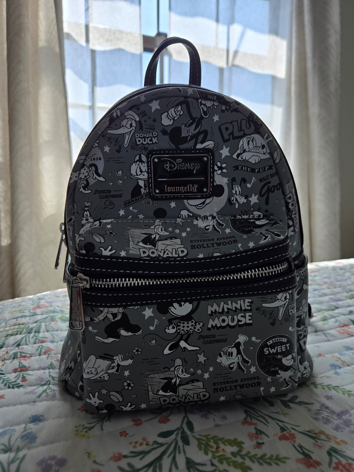 Official Loungefly - Vintage Mickey Bag and Wallet
