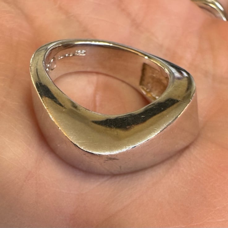 925 Chunky Wavy Band Ring